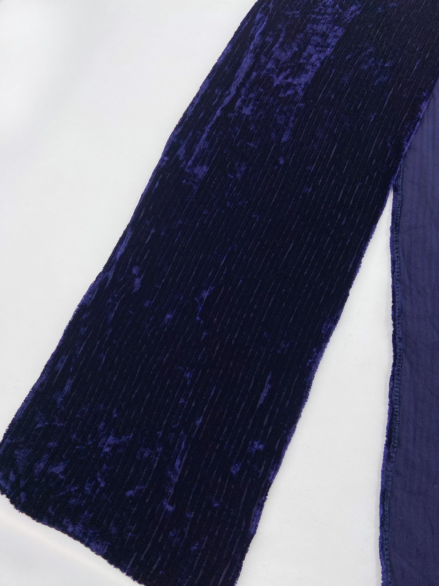 Gucci Fall 1996 Tom Ford Blue Velvet Striped Silk Scarf Neckpiece