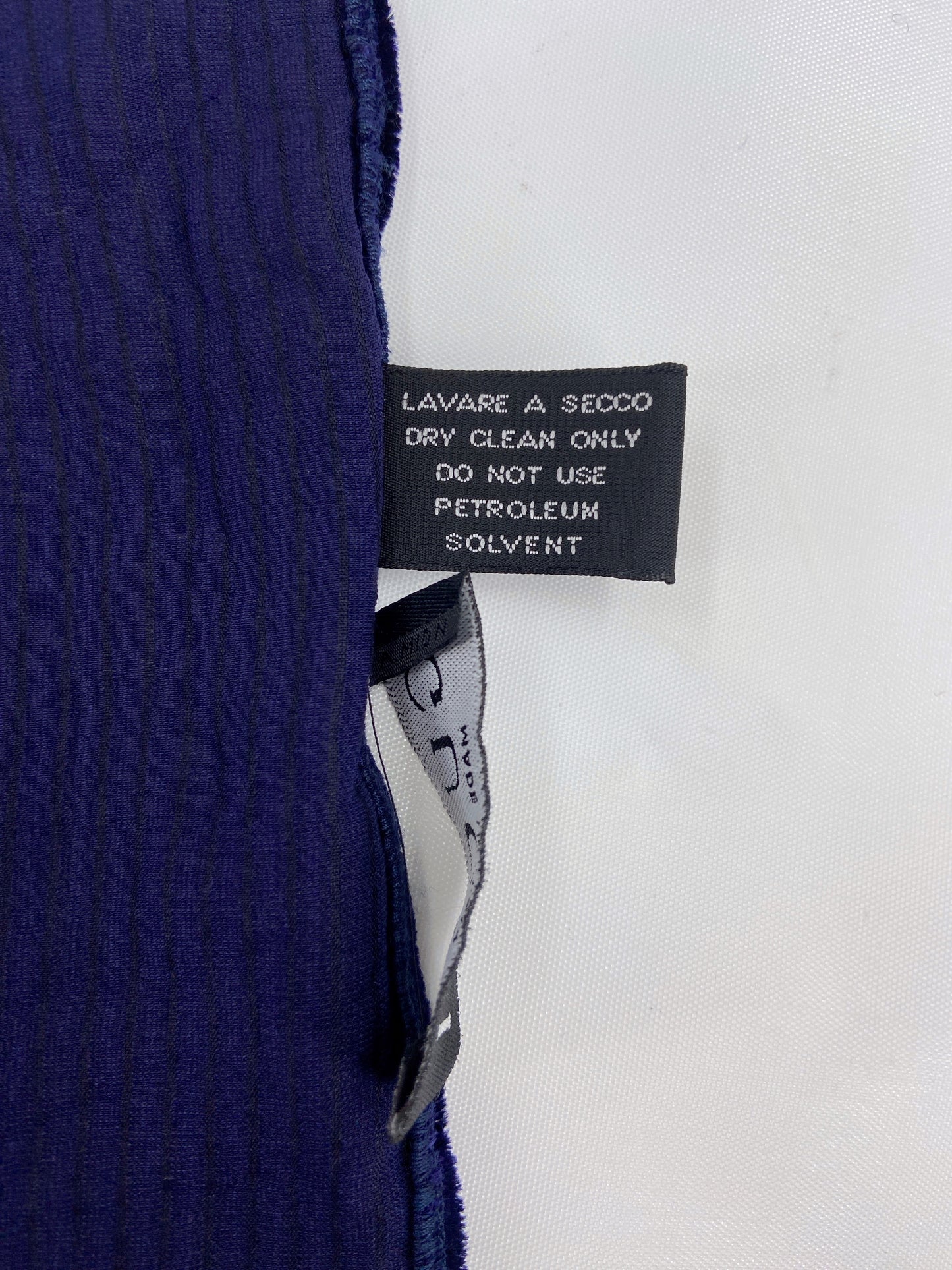 Gucci Fall 1996 Tom Ford Blue Velvet Striped Silk Scarf Neckpiece