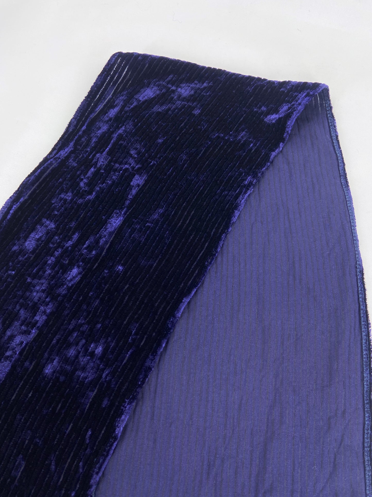 Gucci Fall 1996 Tom Ford Blue Velvet Striped Silk Scarf Neckpiece