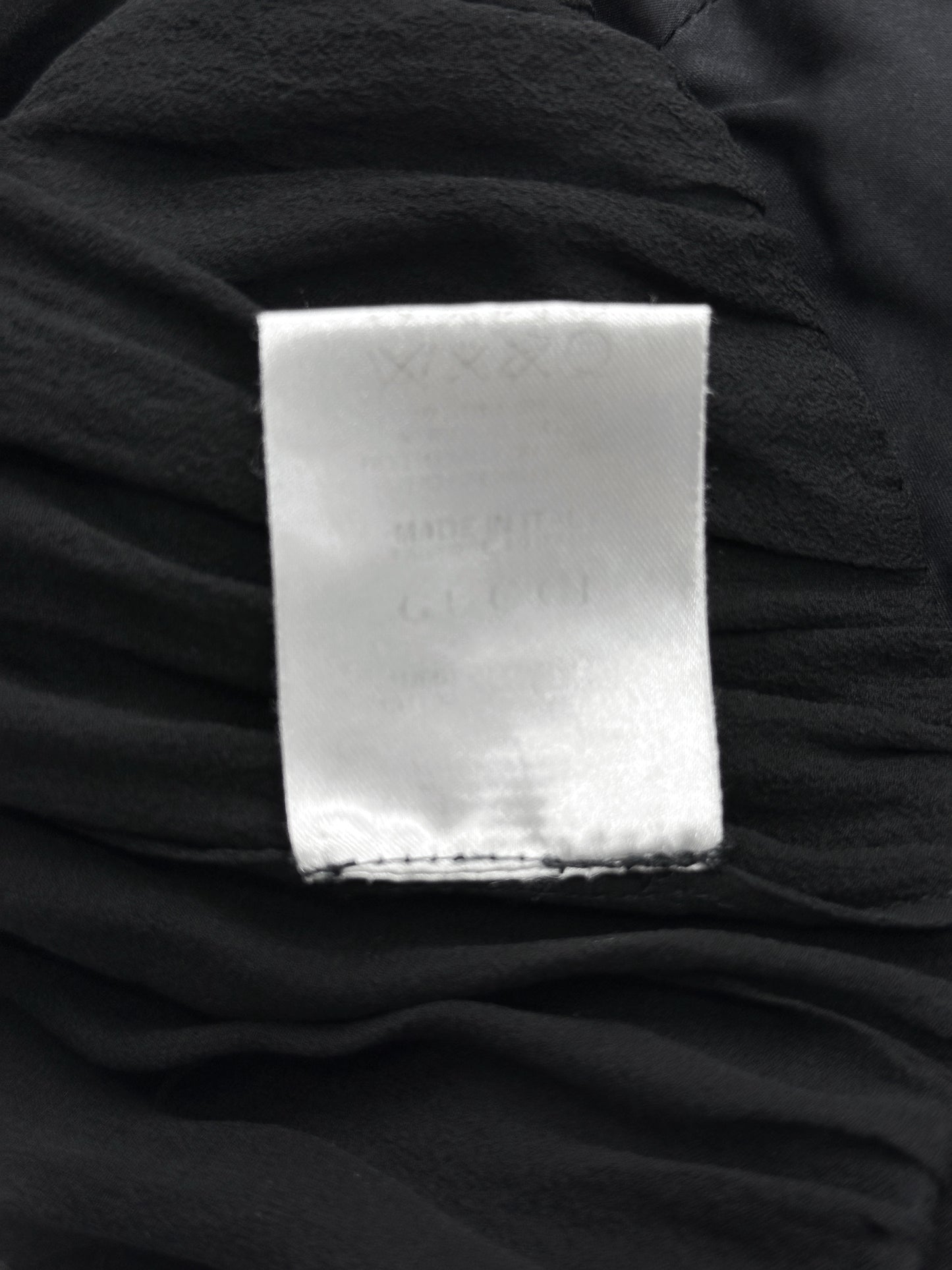 Gucci Fall 2005 Black Drop Shoulder Ruched Sheer Pure Silk Satin Top 40