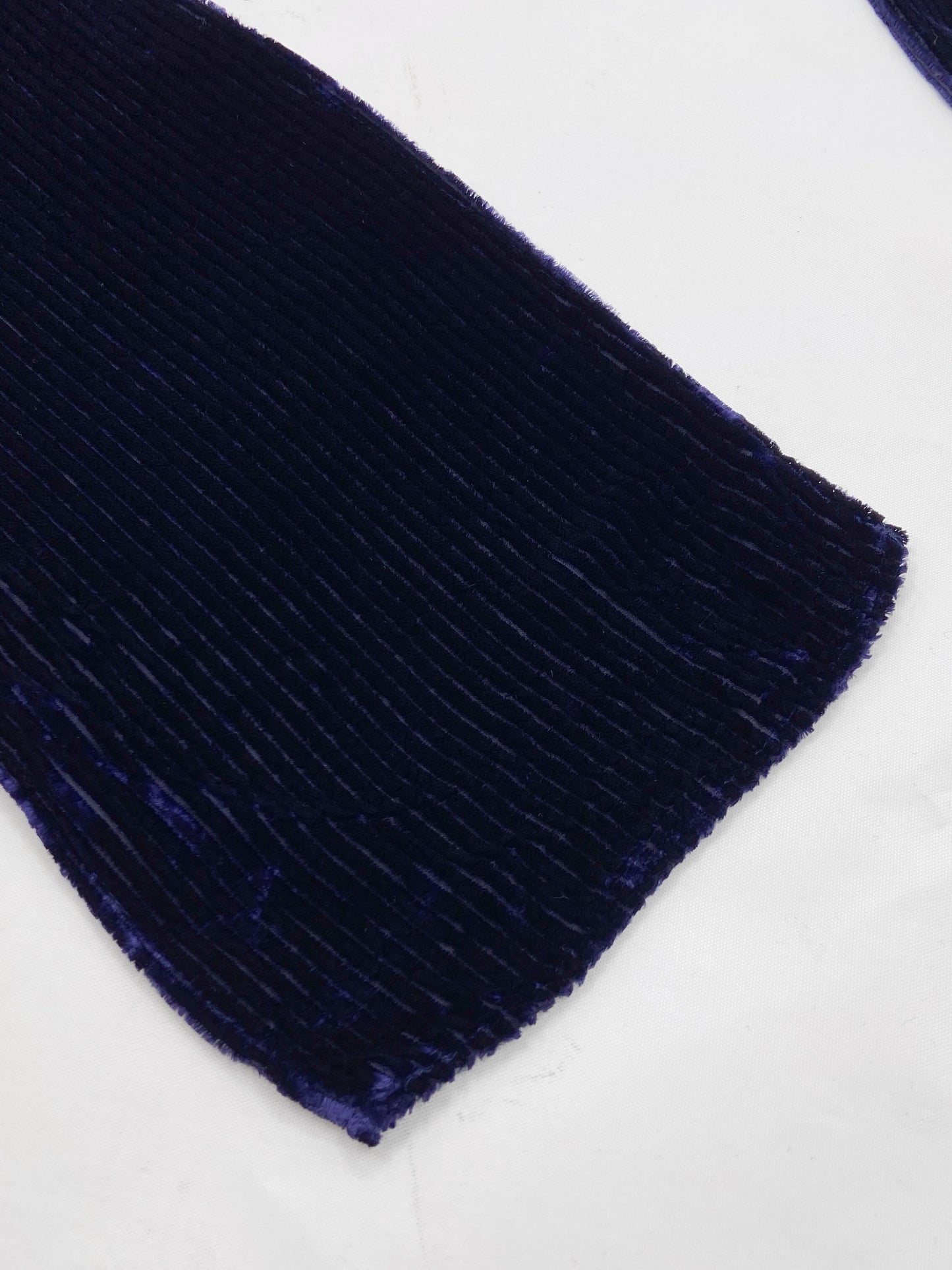 Gucci Fall 1996 Tom Ford Blue Velvet Striped Silk Scarf Neckpiece