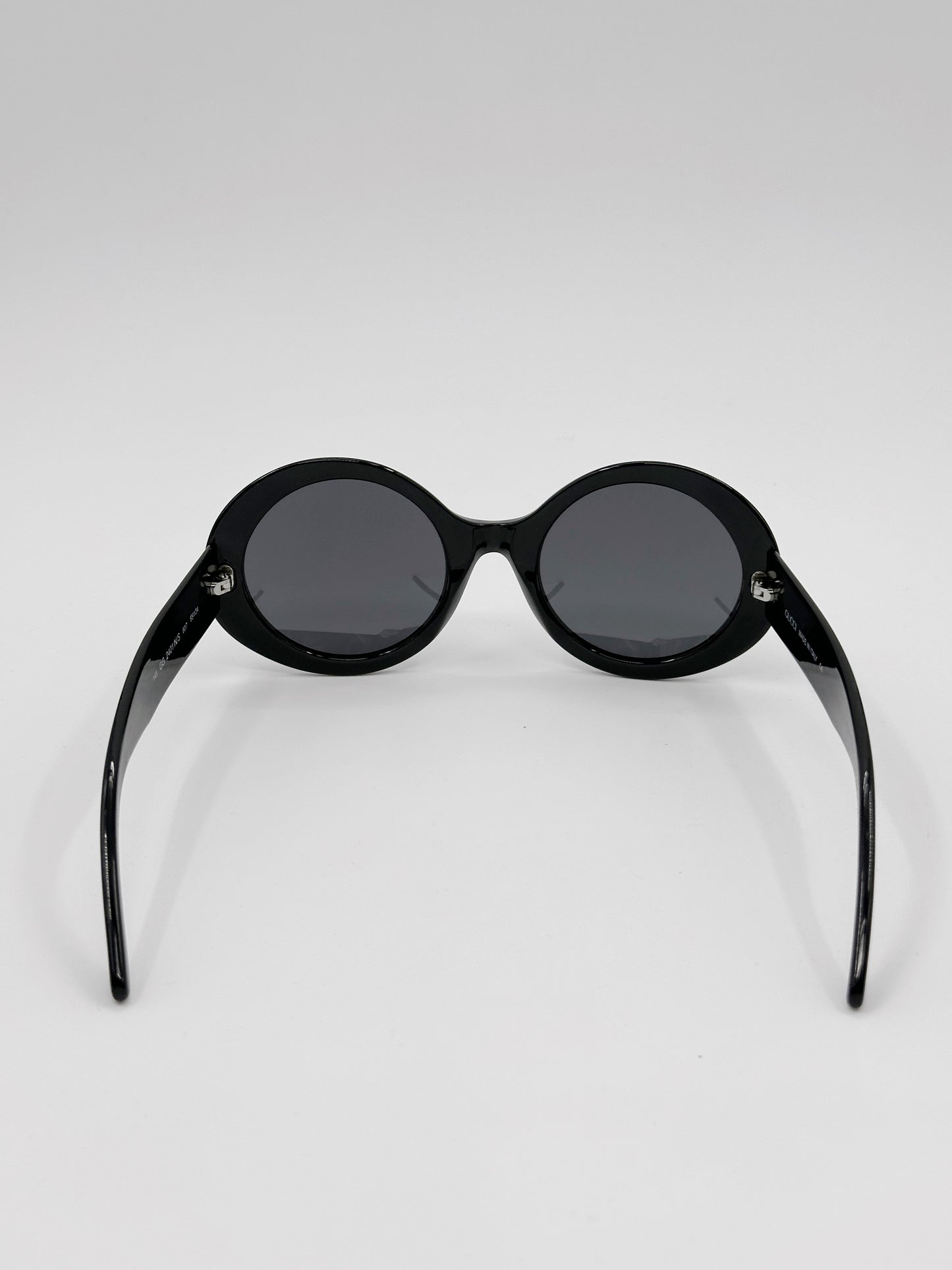 Gucci Fall 1995 Tom Ford Black Oversized Oval Sunglasses