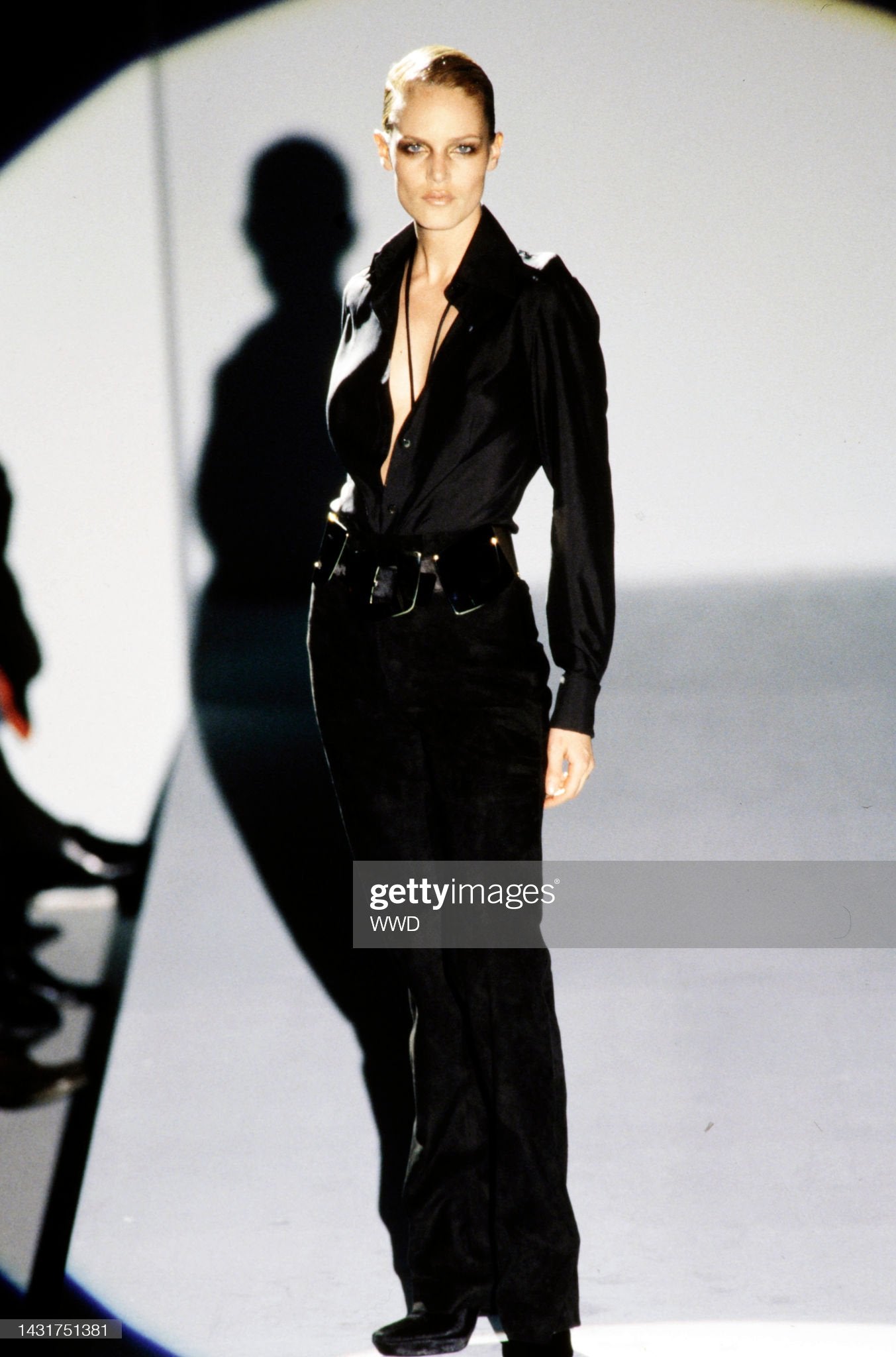 Gucci Fall 1996 Iconic Tom Ford Epaulette Brown Silk Shirt 40