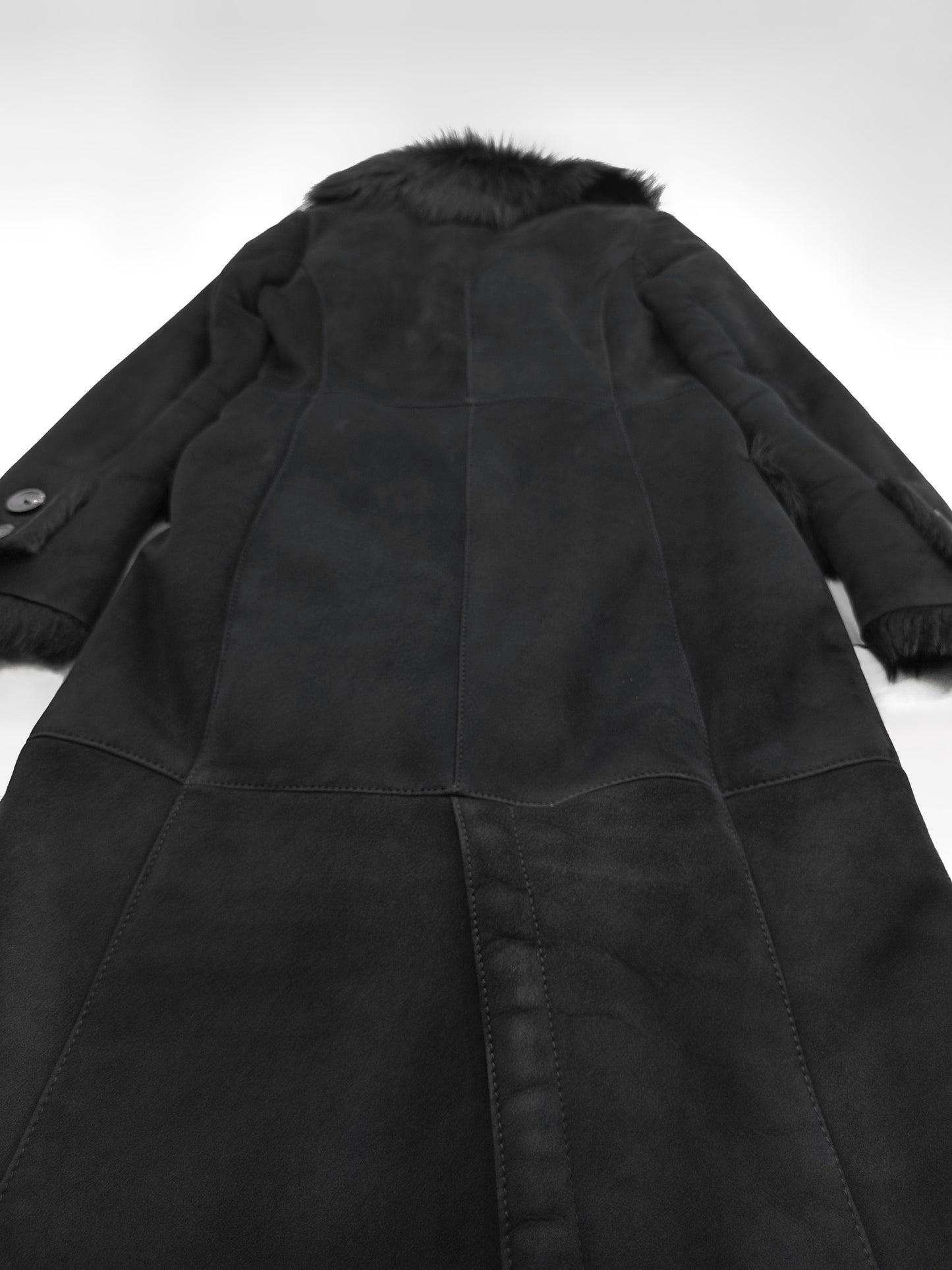 Gucci Fall 1996 Tom Ford Kate Moss Double-Breasted Long Shearling Coat 40