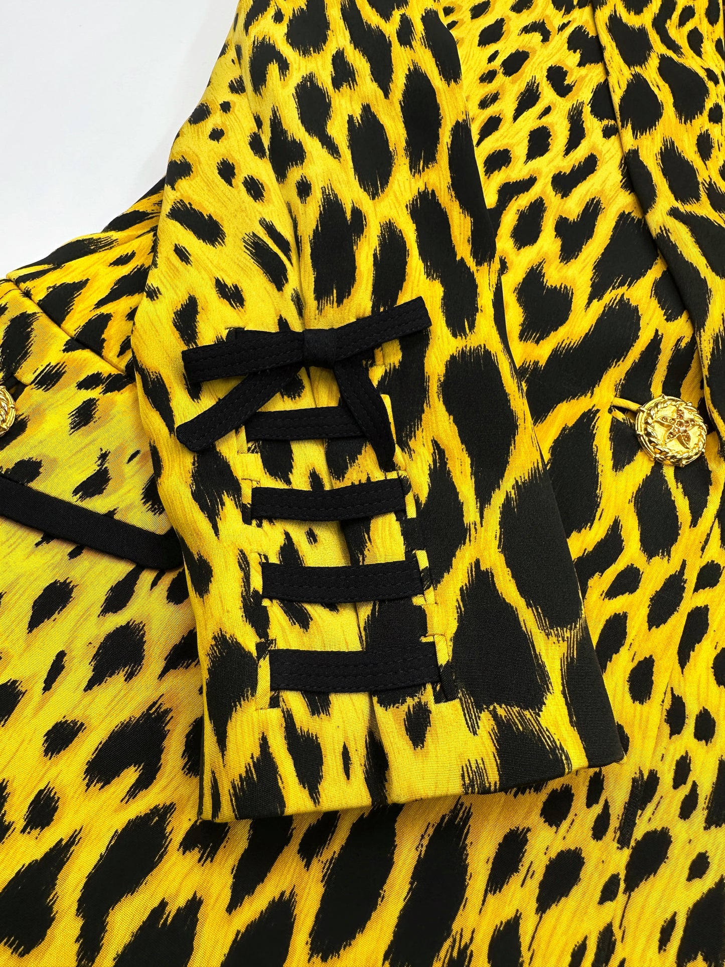 MONUMENTAL Gianni Versace Spring 1992 ANIMALIER Runway Leopard Print Silk Blazer Skirt Set 42