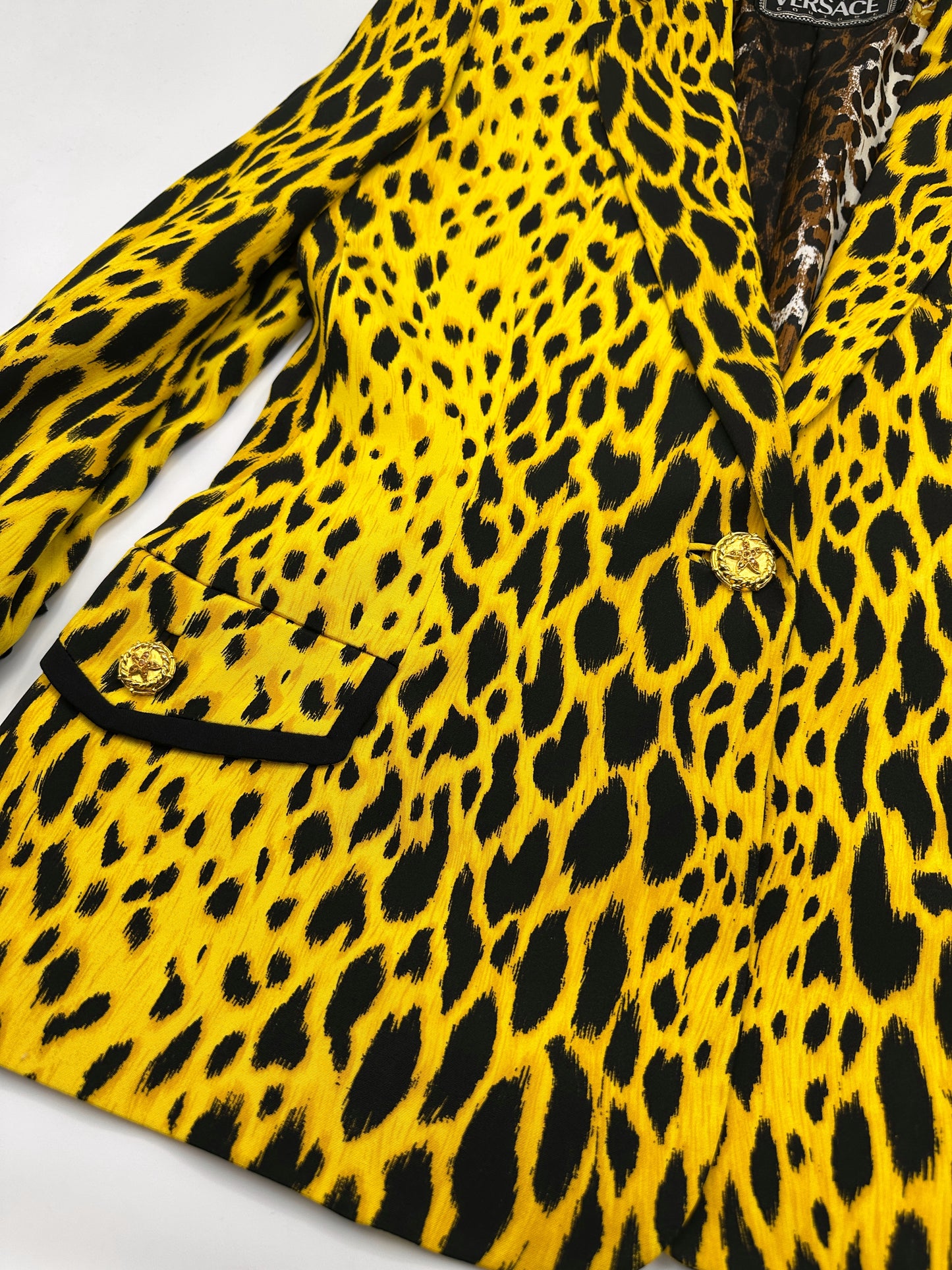 MONUMENTAL Gianni Versace Spring 1992 ANIMALIER Runway Leopard Print Silk Blazer Skirt Set 42