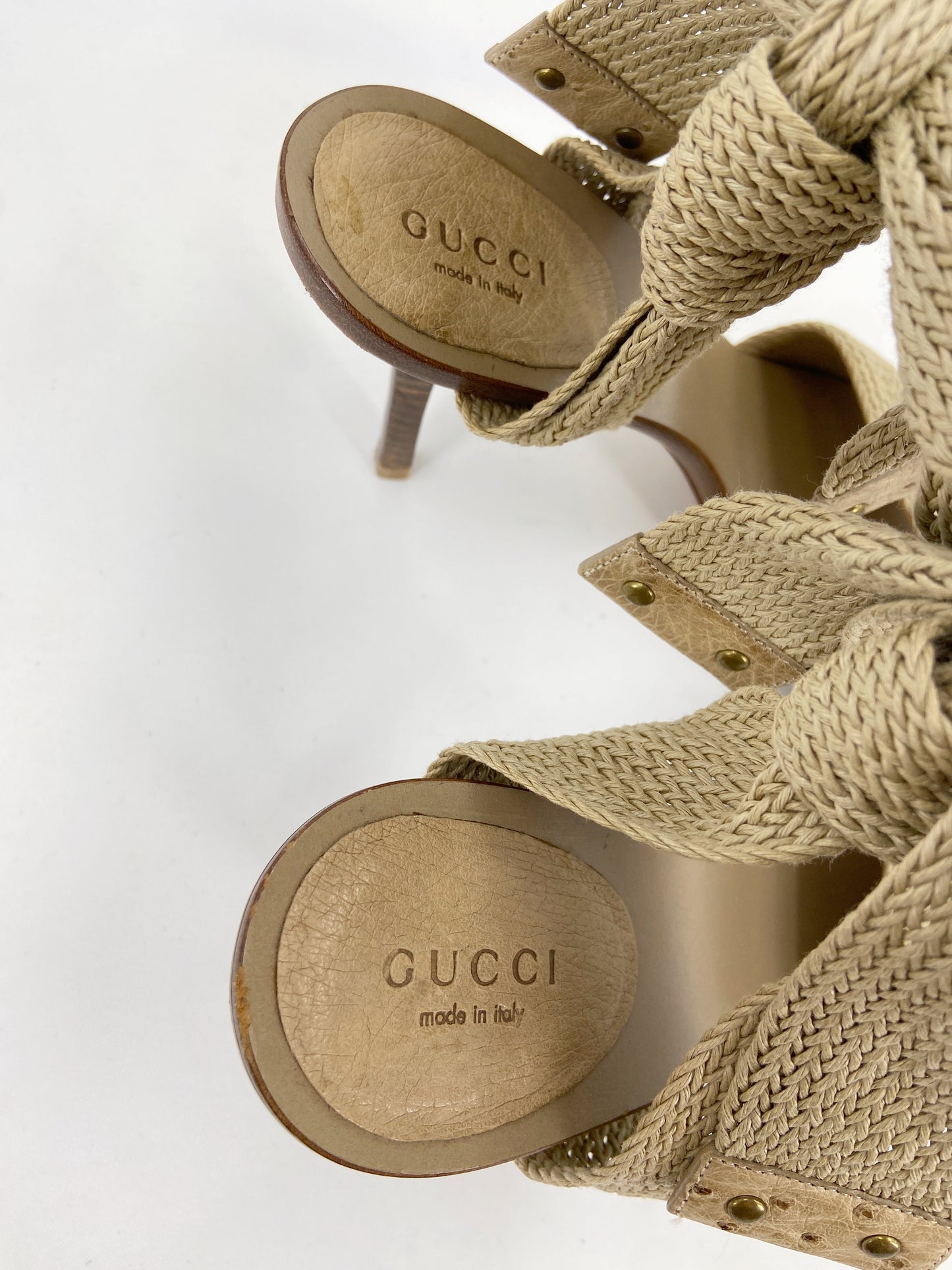 Gucci Spring 2002 Tom Ford Weaved Ostrich Leather Heeled Sandals 37.5