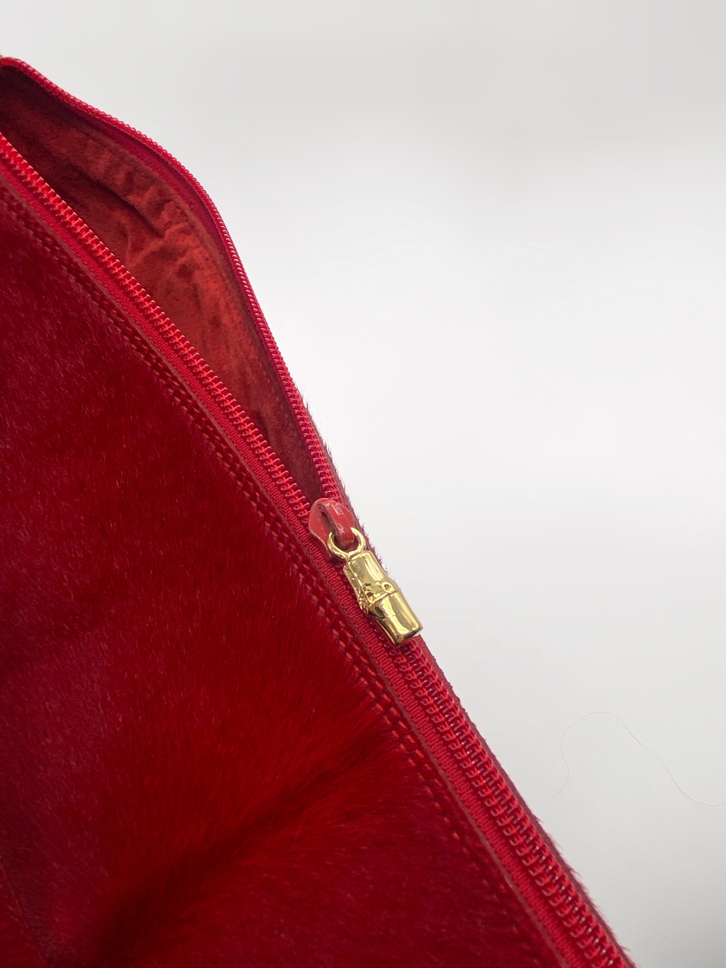 ICONIC Gucci Fall 1996 Tom Ford Red Pony-style Calfskin Gold Horsebit Shoulder Bag
