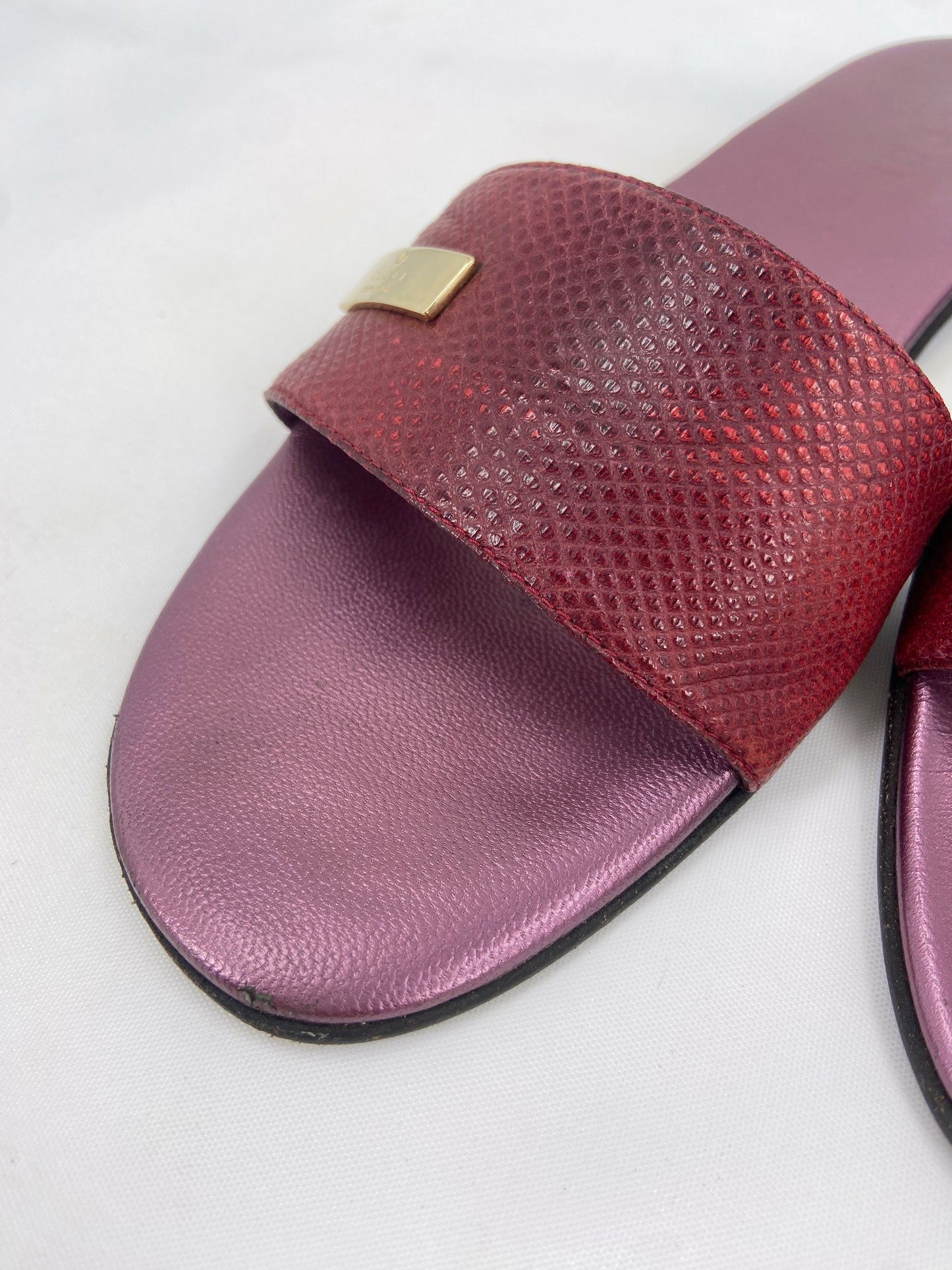 Gucci 90s Tom Ford Cherry Elephant Trunk Snake Leather Sandals 37