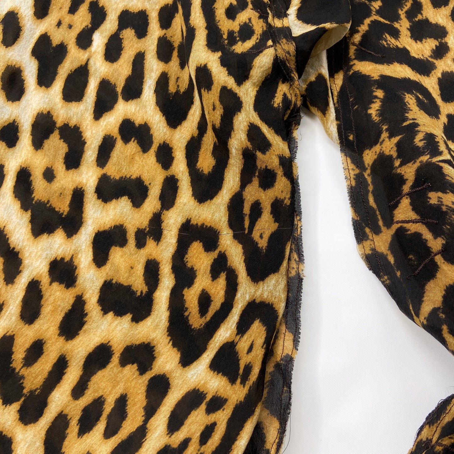 Yves Saint Laurent Rive Gauche Spring 2002 Tom Ford Iconic Runway Leopard/ Cheetah Print Oversized Silk Blouse Top 40