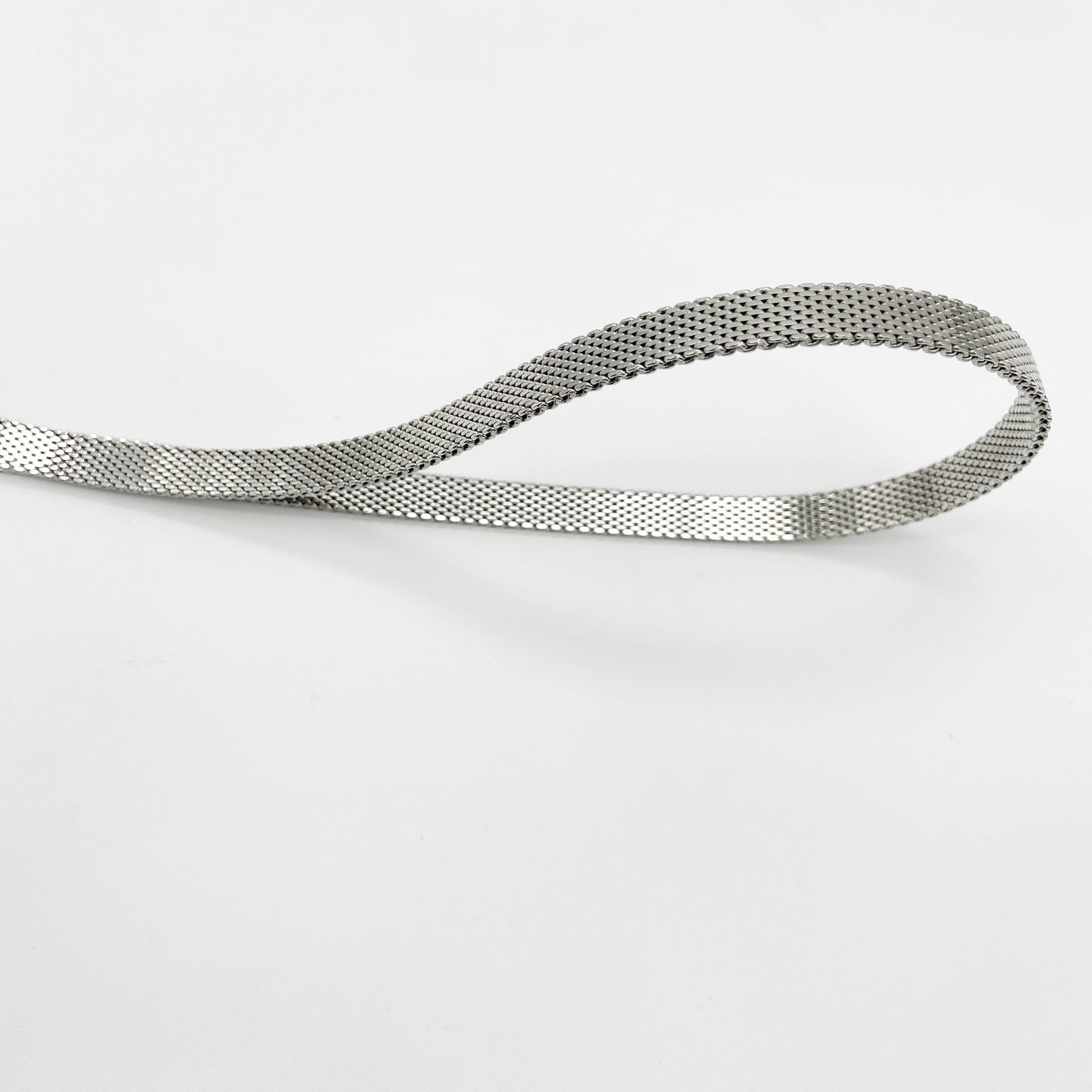 Gucci Fall 1996 Tom Ford Silver Mesh Skinny Snake Chain Belt 30