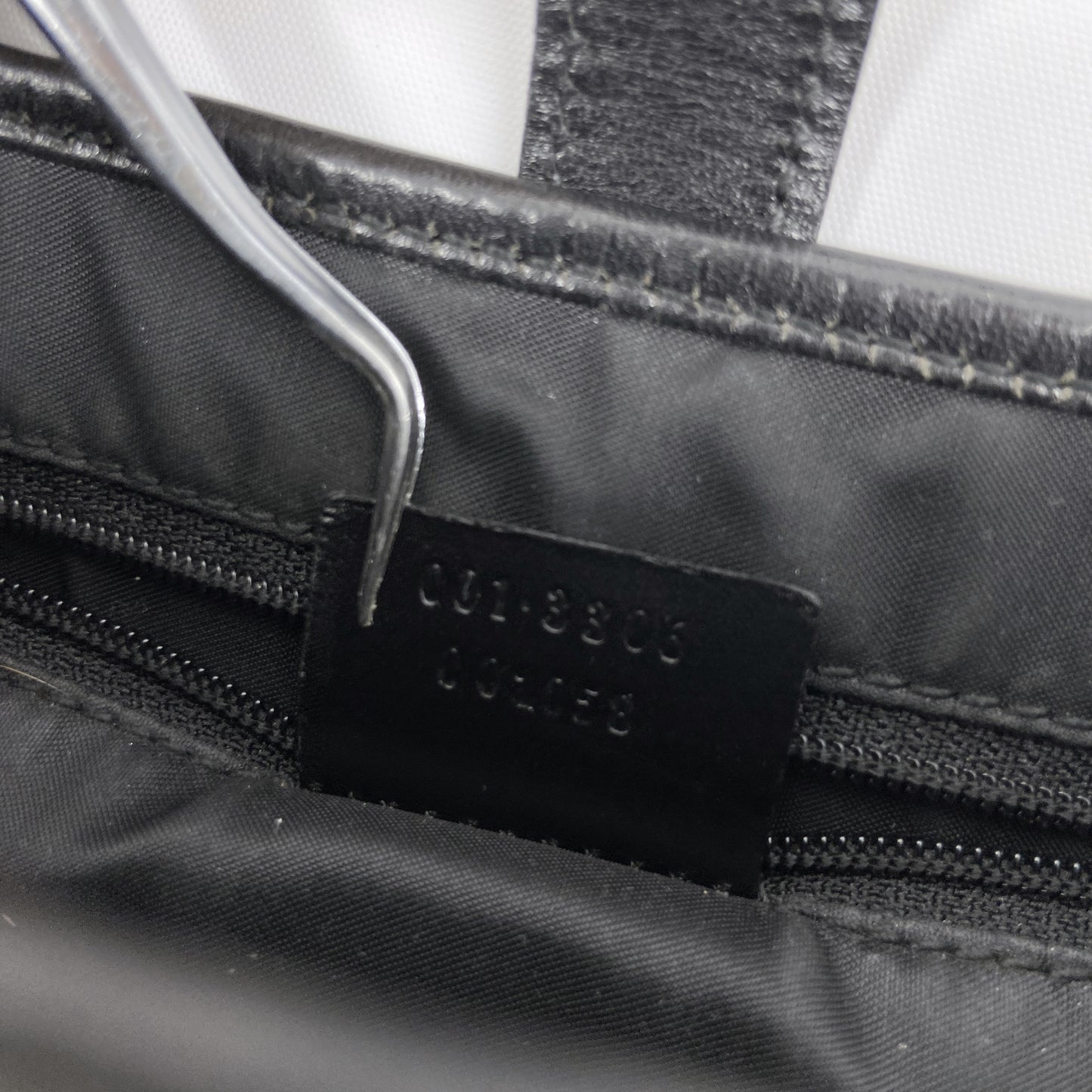 Gucci Fall 1999 Iconic Tom Ford Psychedelic Print Velvet Jackie Bag