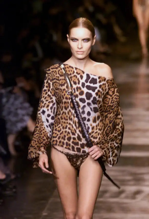 Yves Saint Laurent Rive Gauche Spring 2002 Tom Ford Iconic Runway Leopard/ Cheetah Print Oversized Silk Blouse Top 40