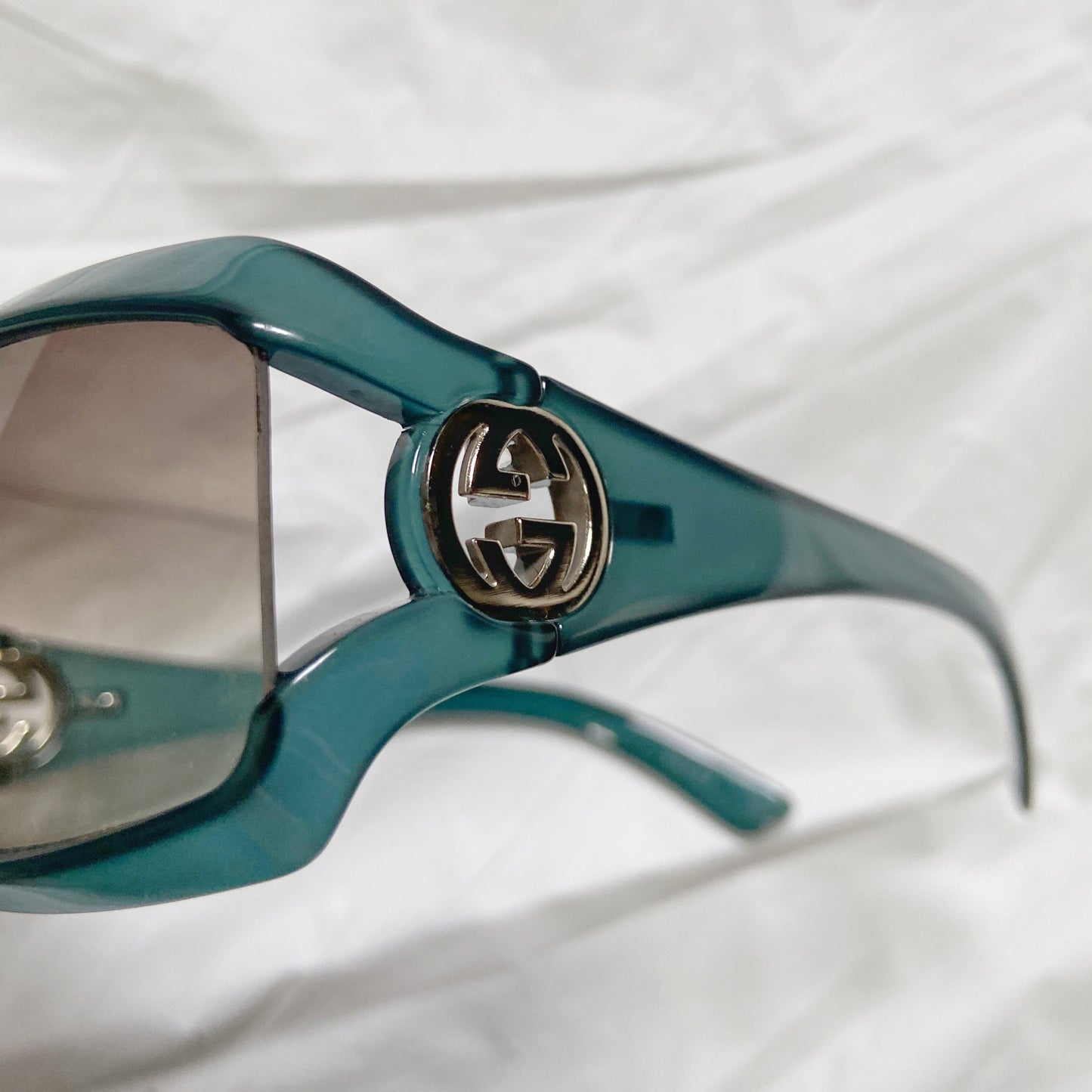 Gucci Tom Ford Teal Cut Out Logo Sunglasses
