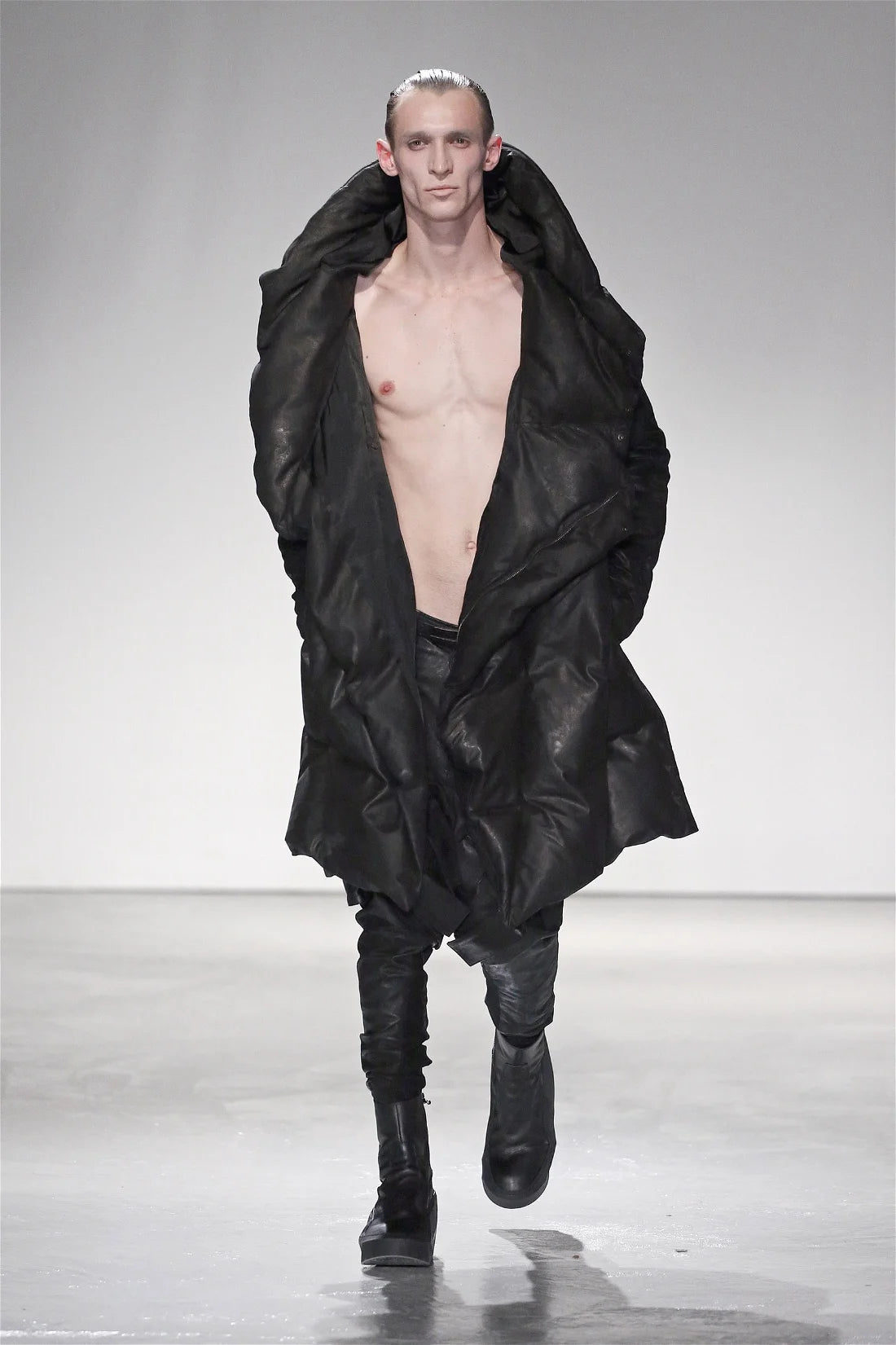 BXNT Julius 7 Fall 2015 Black Leather platform Sphere Polygon 517FWM5 Boots 2