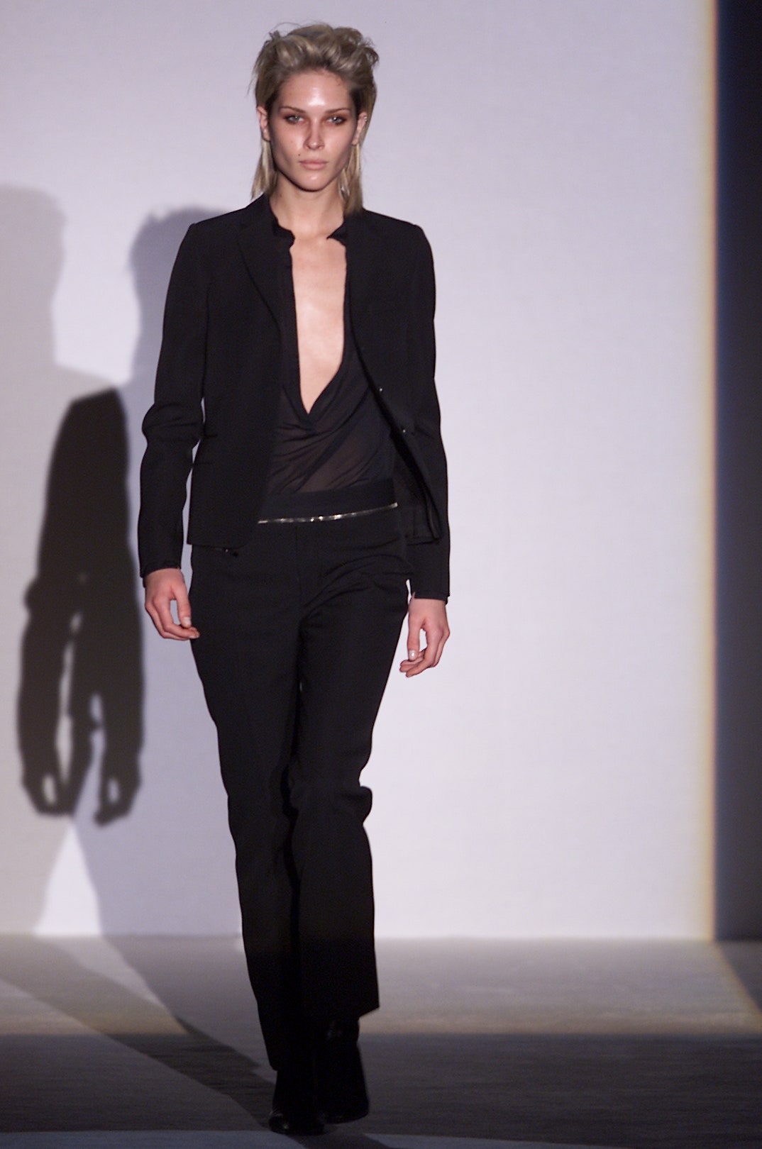 Gucci Fall 2001 Tom Ford 3-Buttoned Black Laine Wool Blazer Jacket Skirt Set 42&38