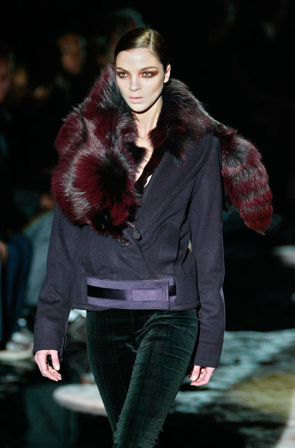 STATEMENT Gucci Fall 2004 Tom Ford Purple Fox Fur Stole Collar Wool Cashmere Coat Jacket 42