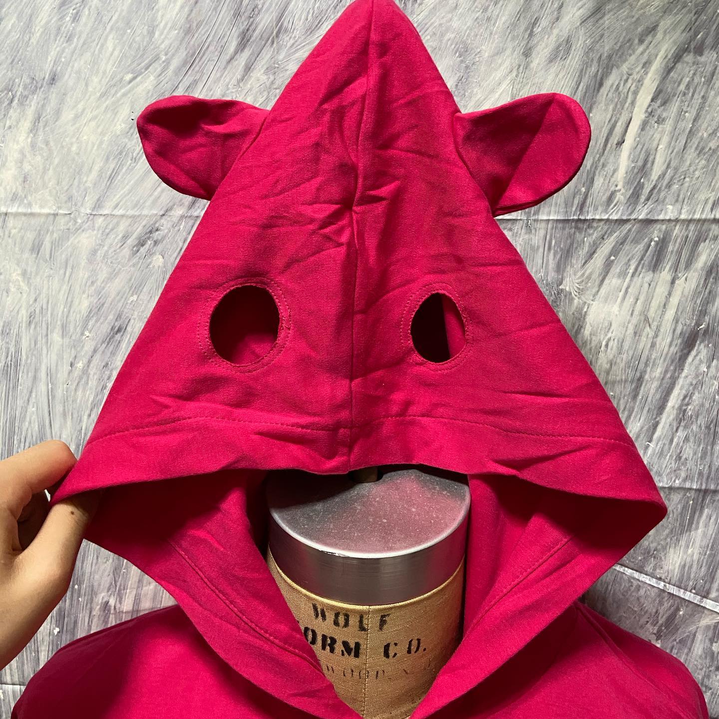 20471120 hyoma shark eyeholes hood jacket Size s