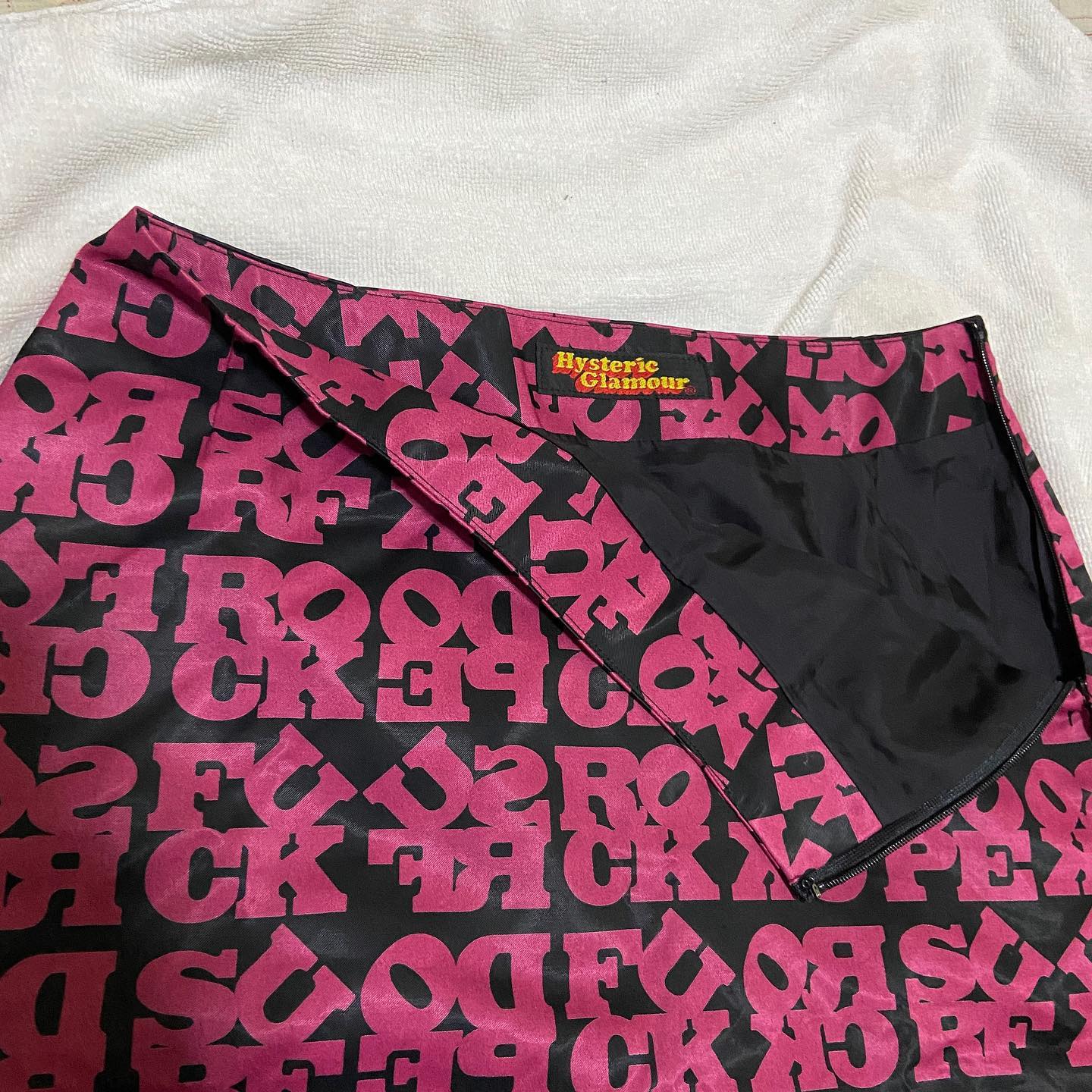 Hysterics glamour “rock, surf, fuck, dope” skirt S