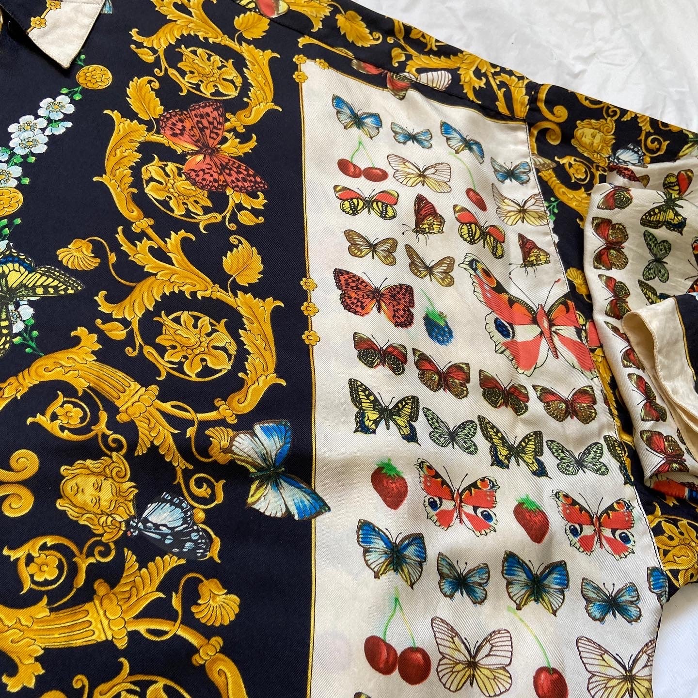 Gianni versace ss1995 butterfly print silk shirt