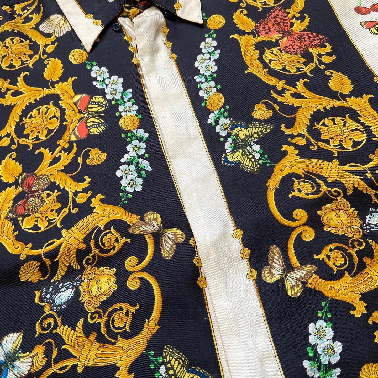 Gianni versace ss1995 butterfly print silk shirt
