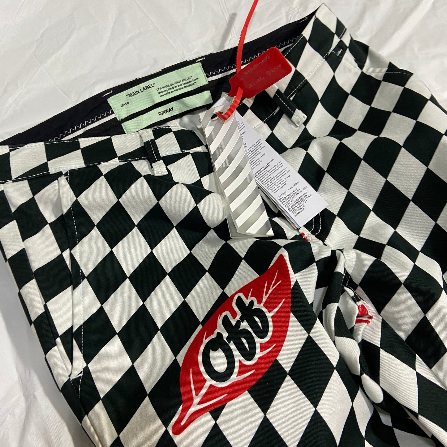 Off-White fall 2017 Runway checker leaf chino pants 31