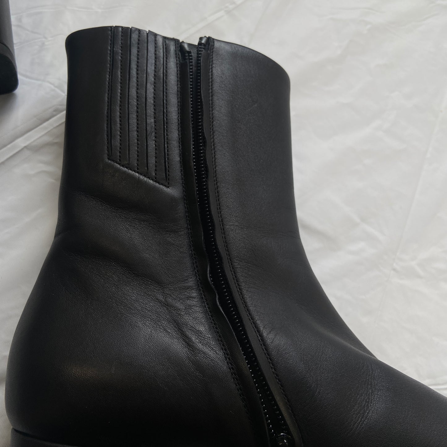 Balenciaga fw16 squared toed platform boot 39