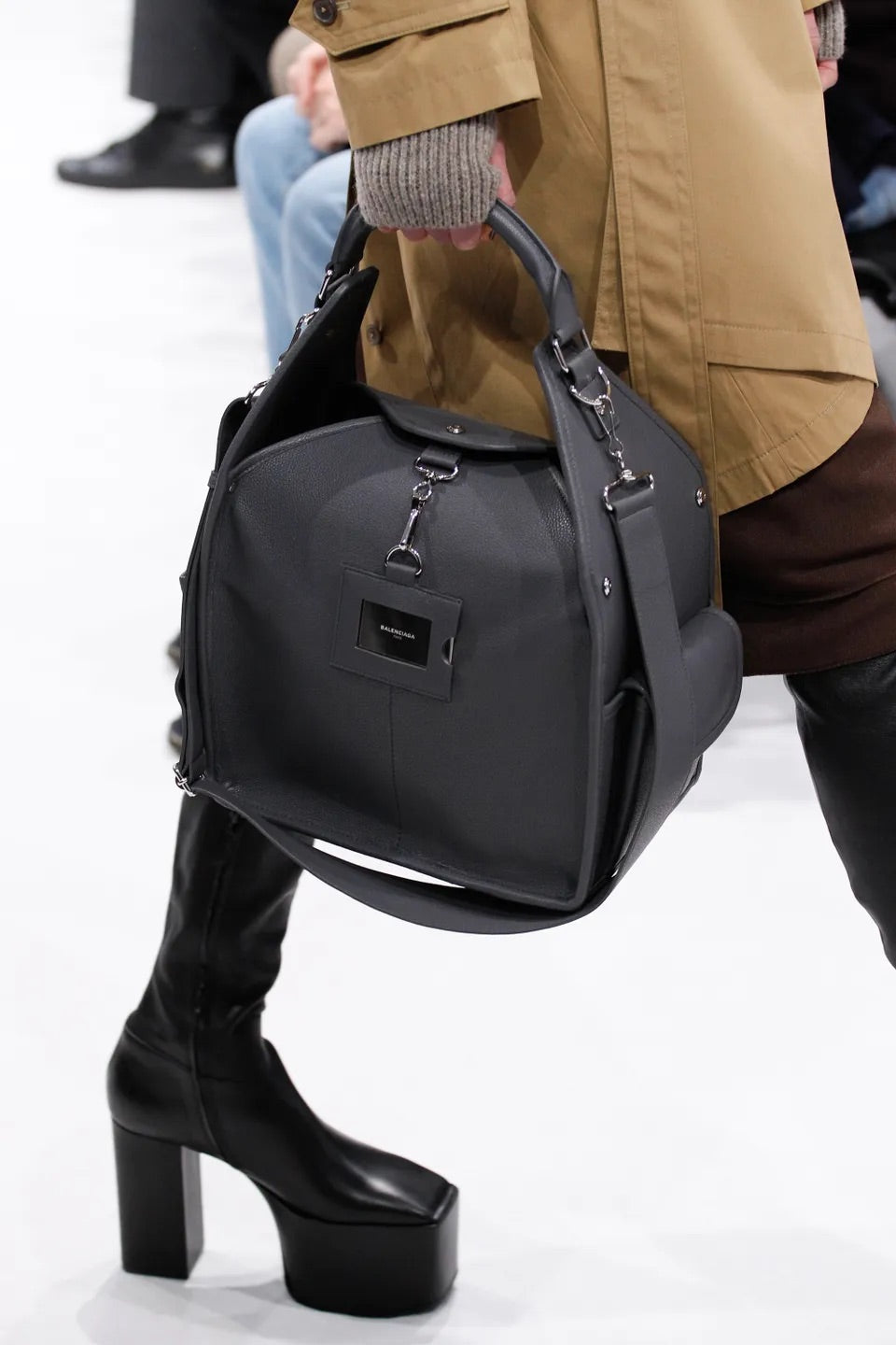 Balenciaga fw16 squared toed platform boot 39