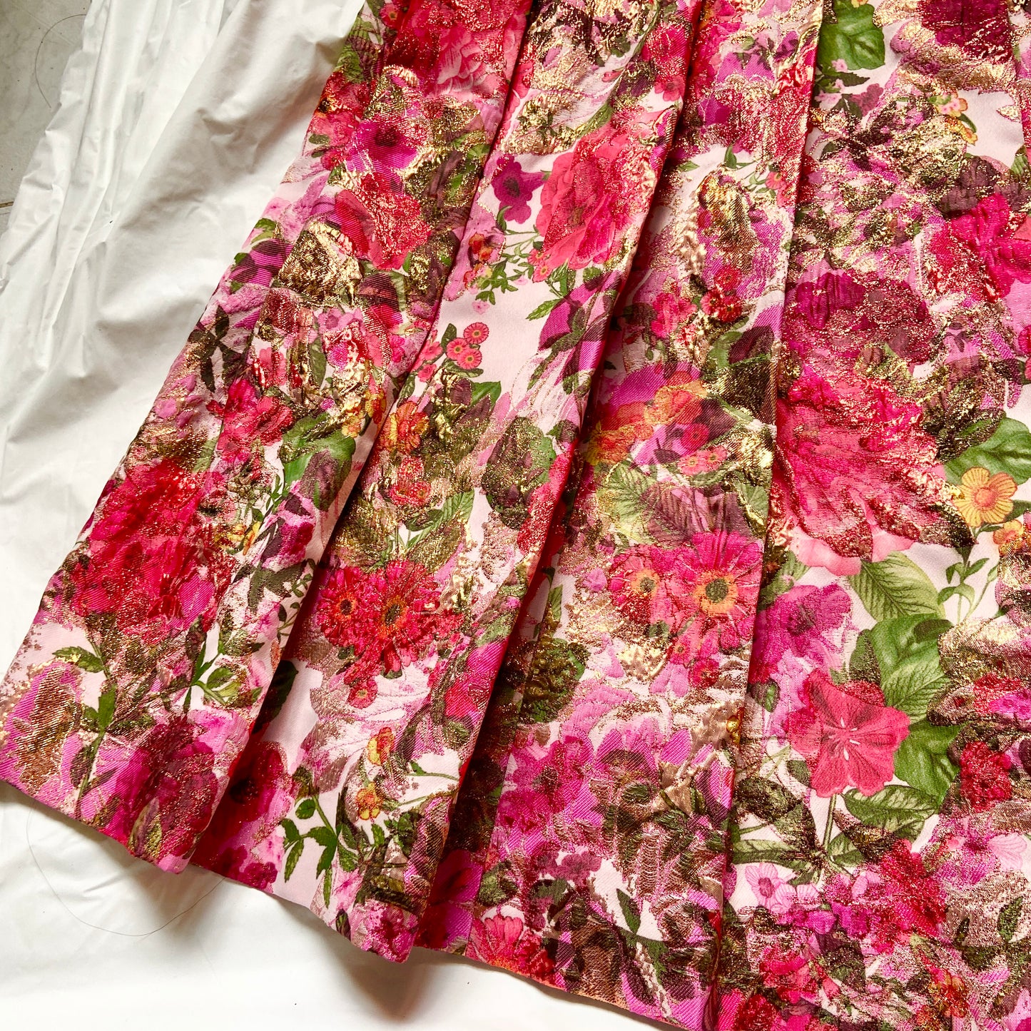 Comme des garçons ss20 floral jacquard gold pink round skirt 31