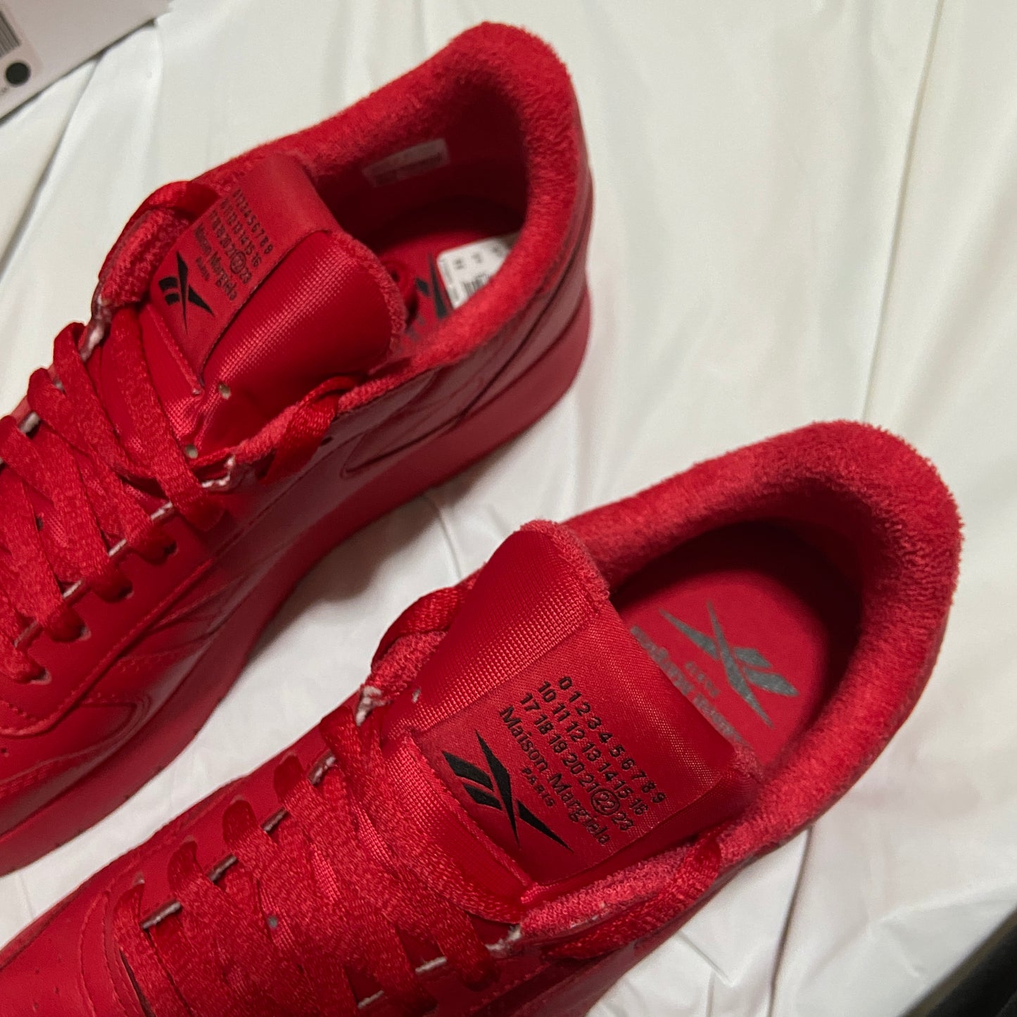 Maison margiela x Reebok tabi red classics low 43