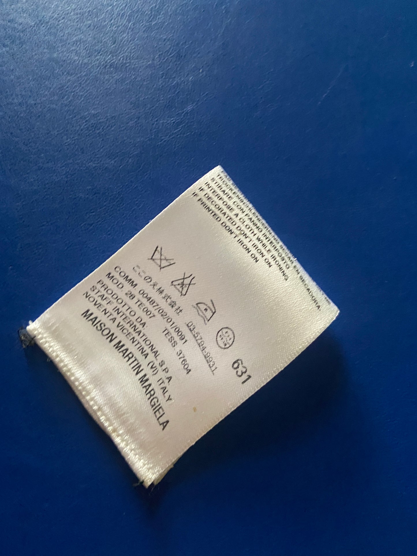 Maison Martin Margiela beige zip scarf snood