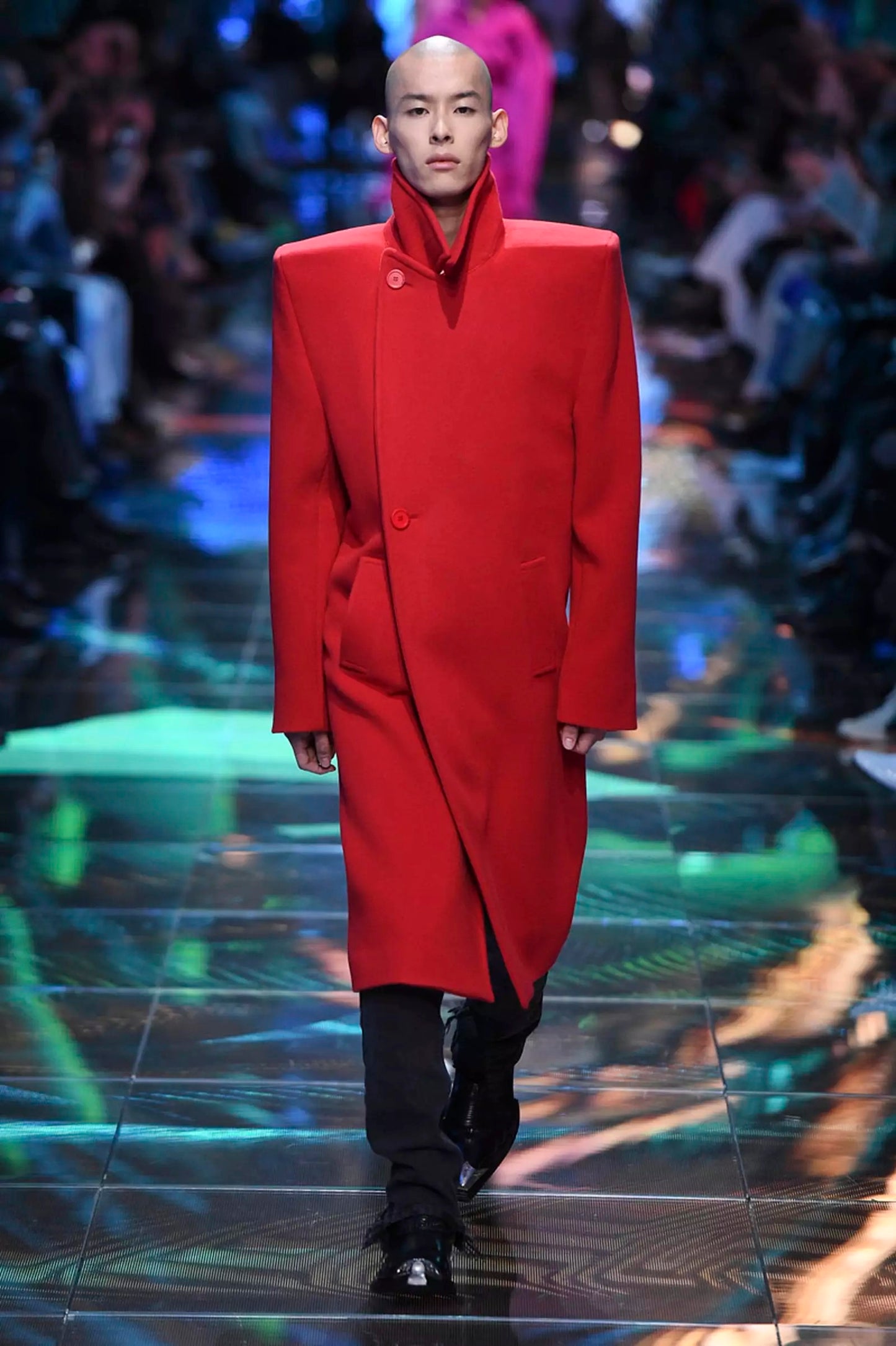 Balenciaga Ss19 runway 80s boxy shoulder red camel wool coat jacket 46