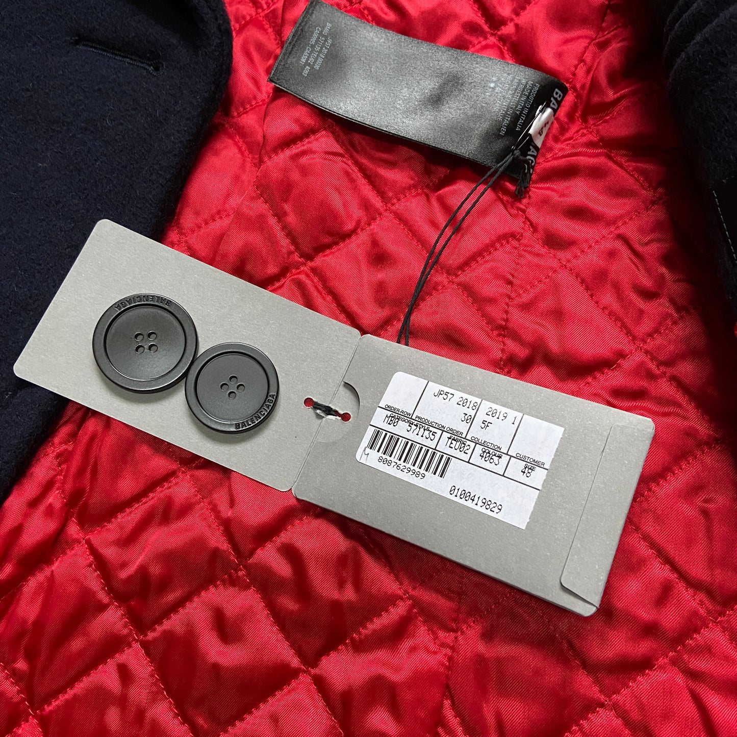 Balenciaga Ss19 runway 80s boxy shoulder camel wool coat jacket 48