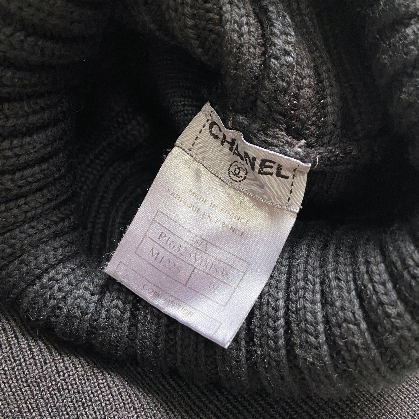 Chanel fall 2000 karl padded knit cropped sweater 38