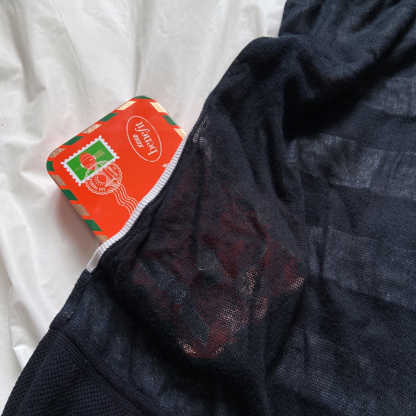 CHANEL 2010 p37 navy/white logo knit vest 38