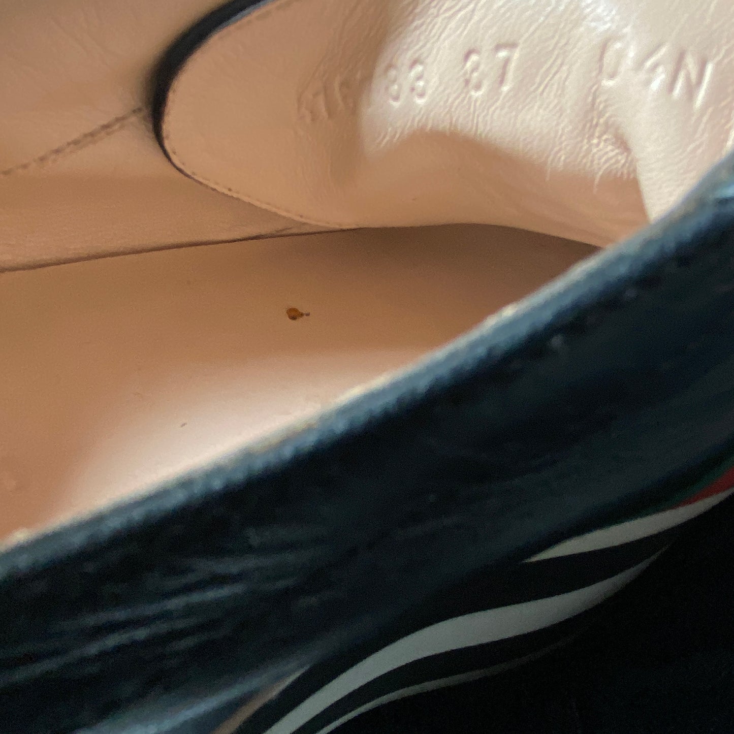 Gucci Peggy black platform ace sneaker 37