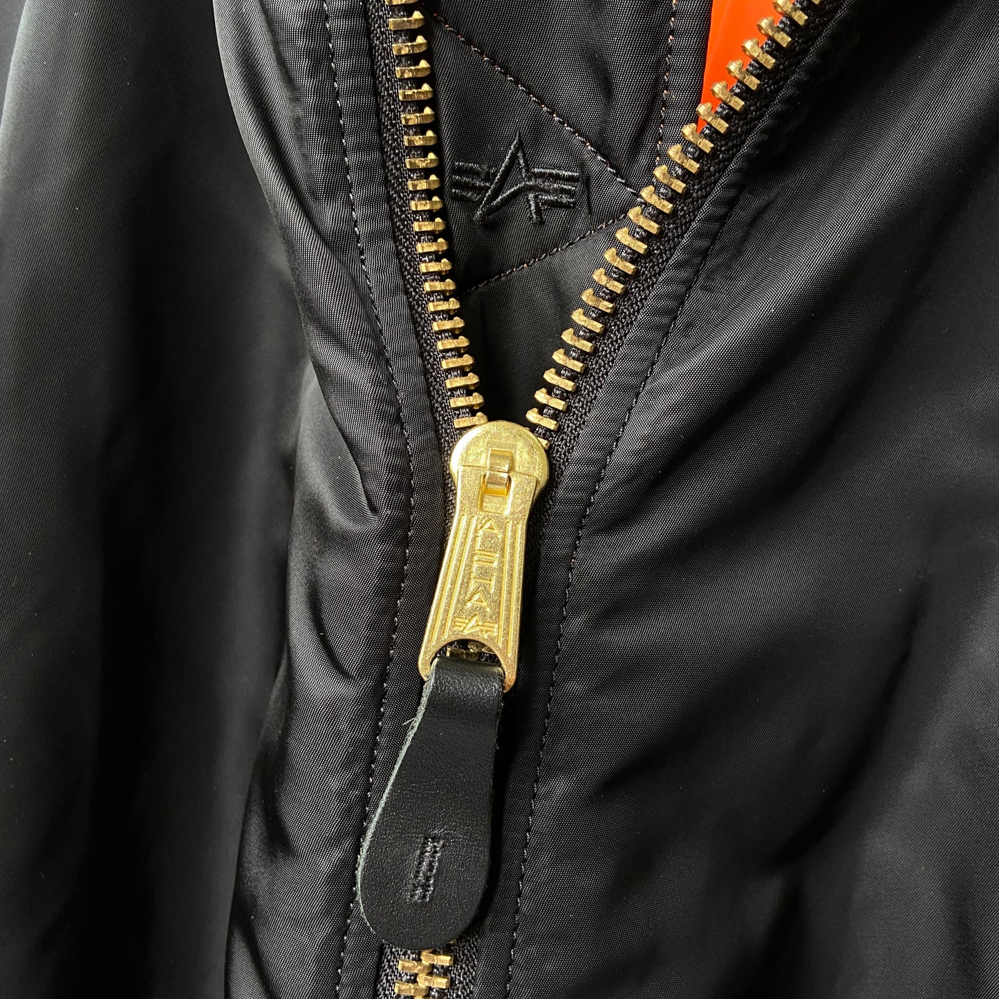 Vetements alpha industries black/orange reversible oversized bomber jacket L