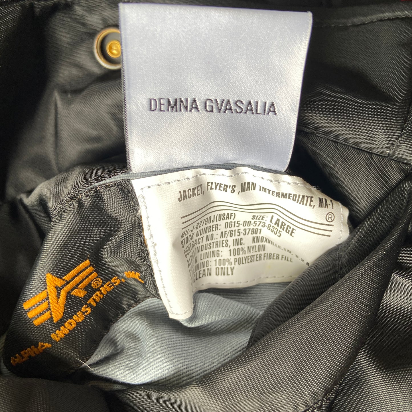 Vetements alpha industries black/orange reversible oversized bomber jacket L