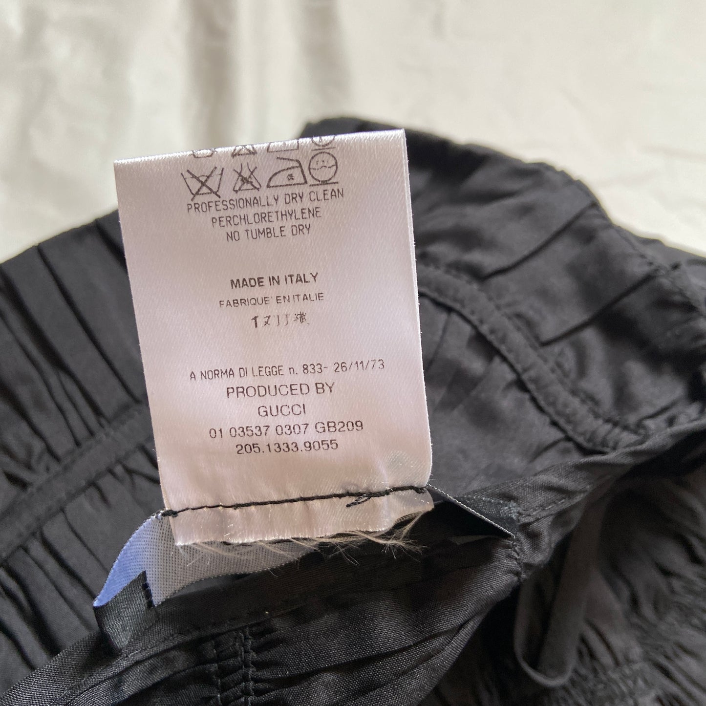 Gucci Tom Ford ss01 silk rushed pencil skirt 40