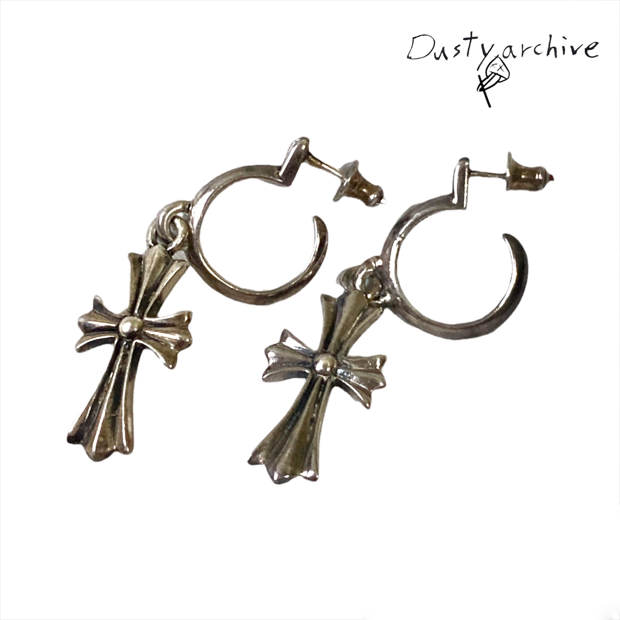 Chrome hearts store earring cross