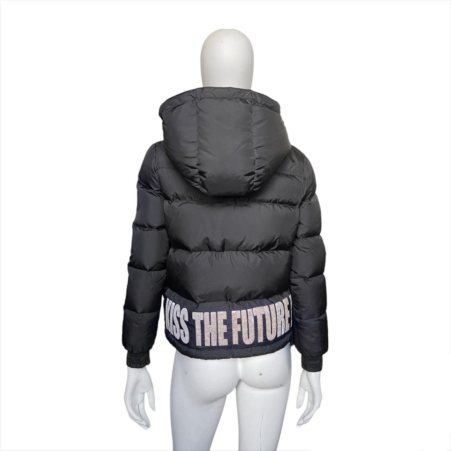 W< "KISS THE FUTURE" goose down puffer jacket with hood M