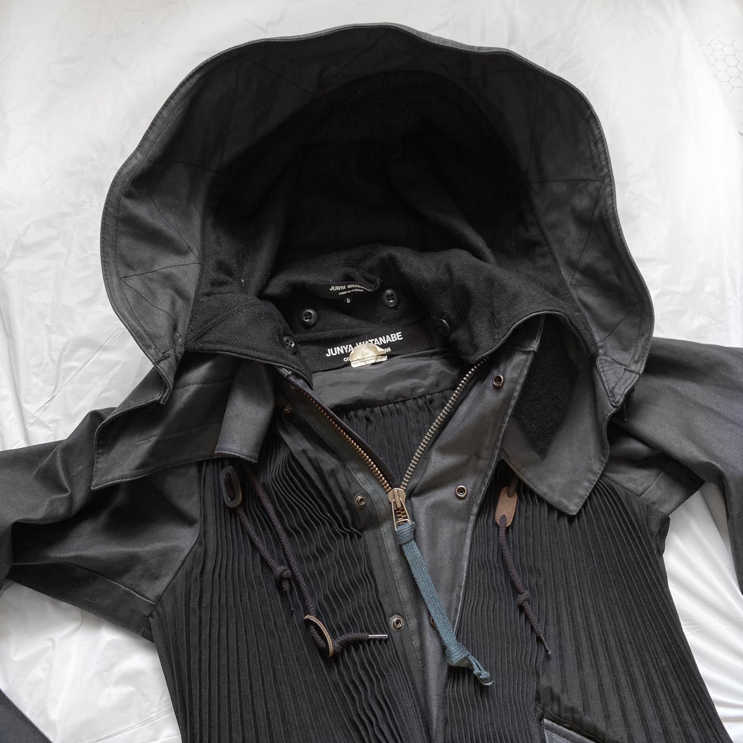Junya Watanabe Fall 2010 pleated coat jacket with giant detachable hood