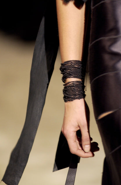 FINALE Gucci Fall 2002 Tom Ford Black Fitch Fur Pelt Stole with Leather & Silk Satin Ribbons