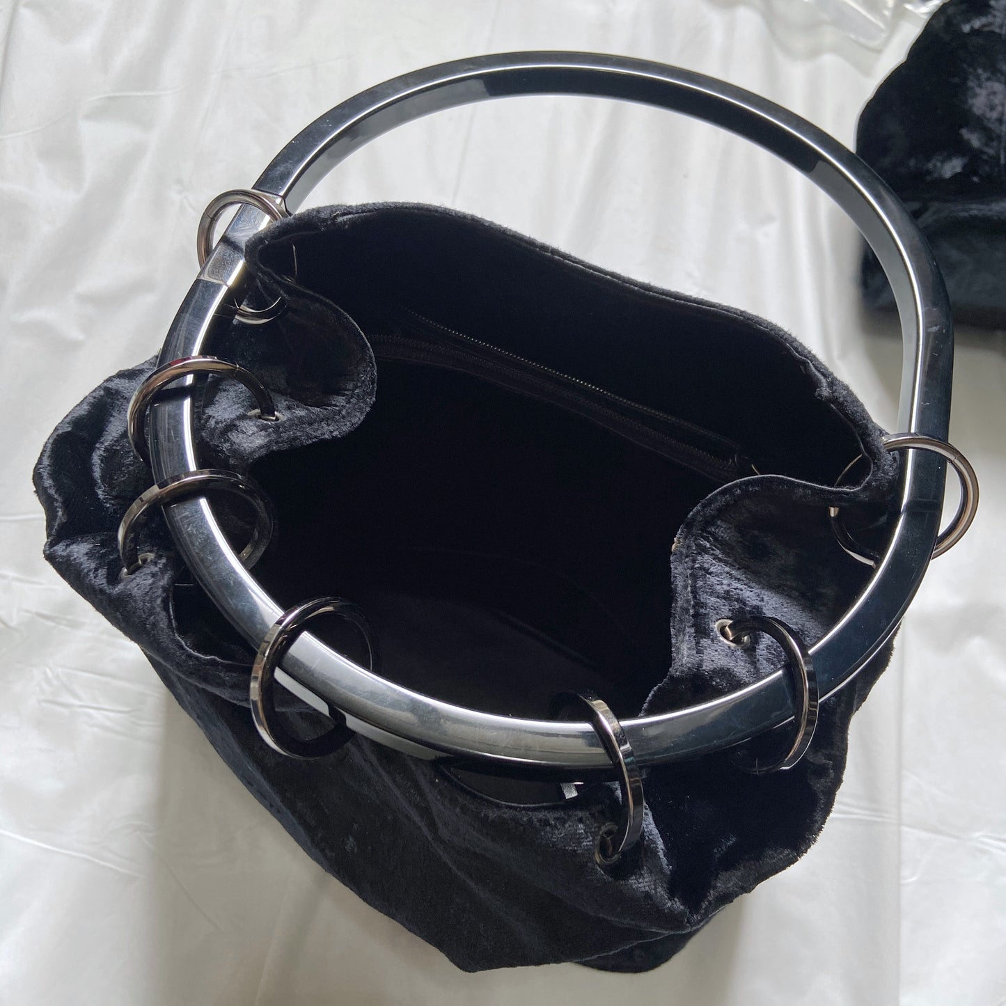 Gucci Fall 1999 Tom Ford Large Black Velvet Bucket Acrylic Ring Bag