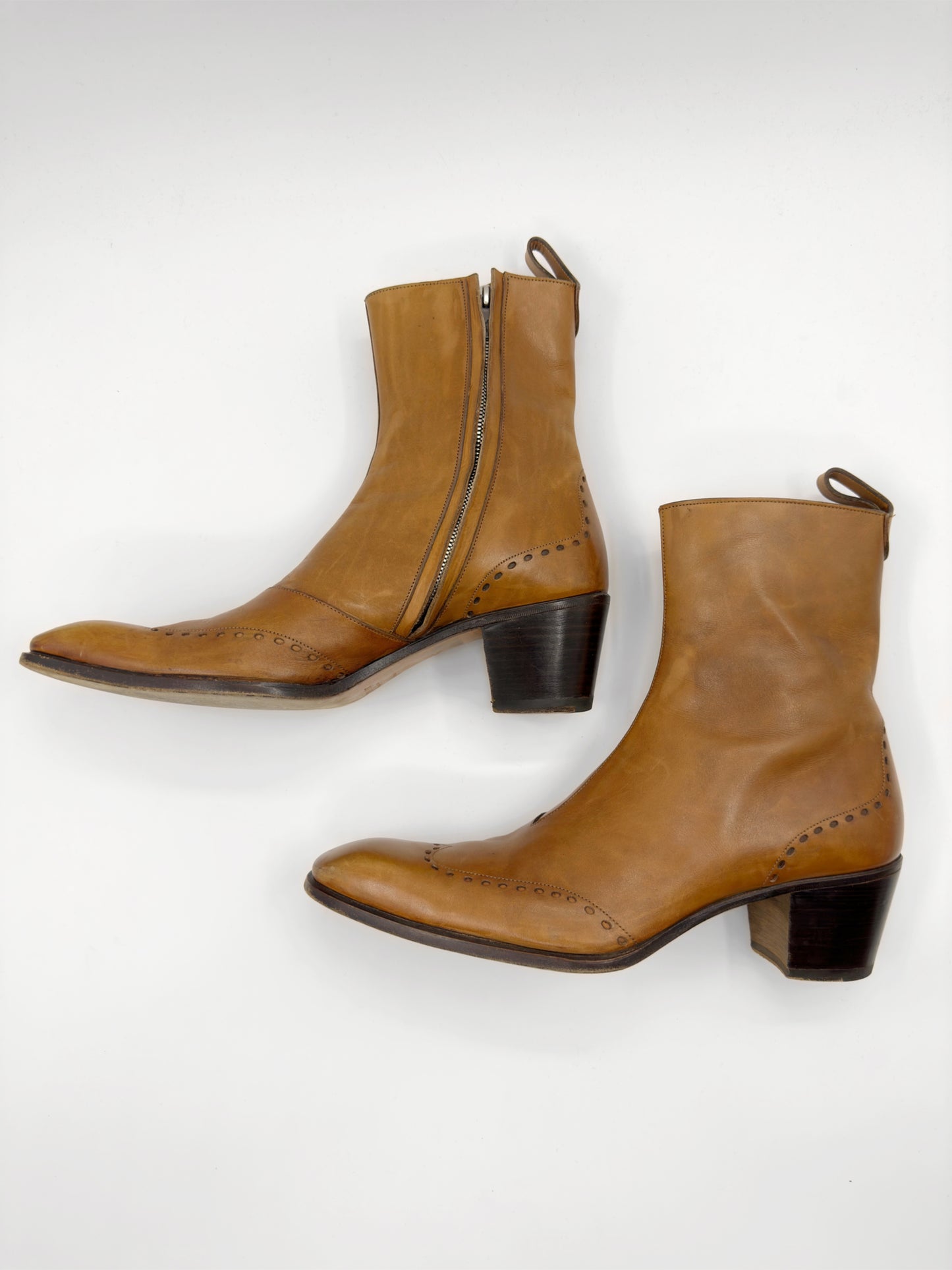 Yves Saint Laurent Rive Gauche Tom Ford Spring 2004 Men’s First Edition 65mm “Jonny” Brown Leather Wingtip Cuban Heeled Boots 44