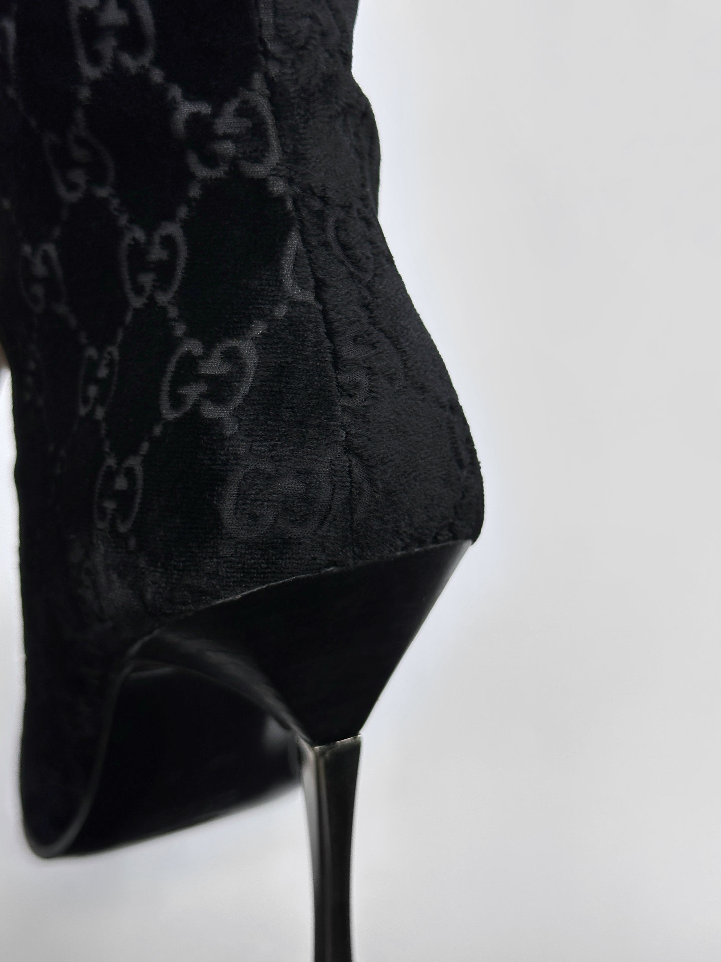 Gucci Fall 1997 Tom Ford Dark Navy Guccisima Monogram Velvet Metal Heel Tall Boots 36