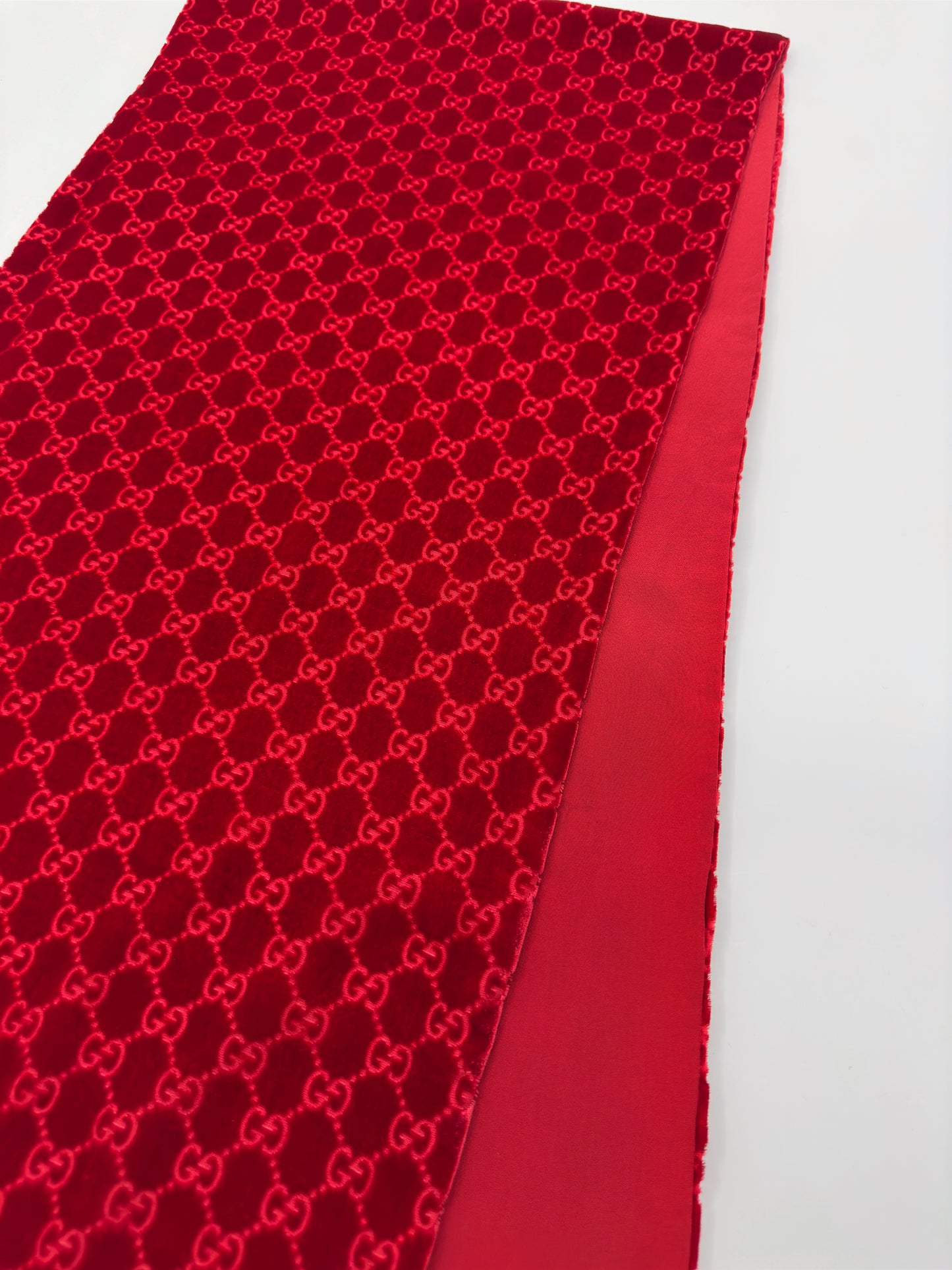 Gucci Fall 1997 Tom Ford Red Monogram Velvet Scarf