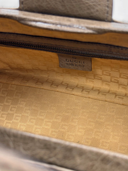 Gucci Fall 2002 Tom Ford Light Bark Beige Ostrich Leather Wooden Hook Doctors Bag Handbag