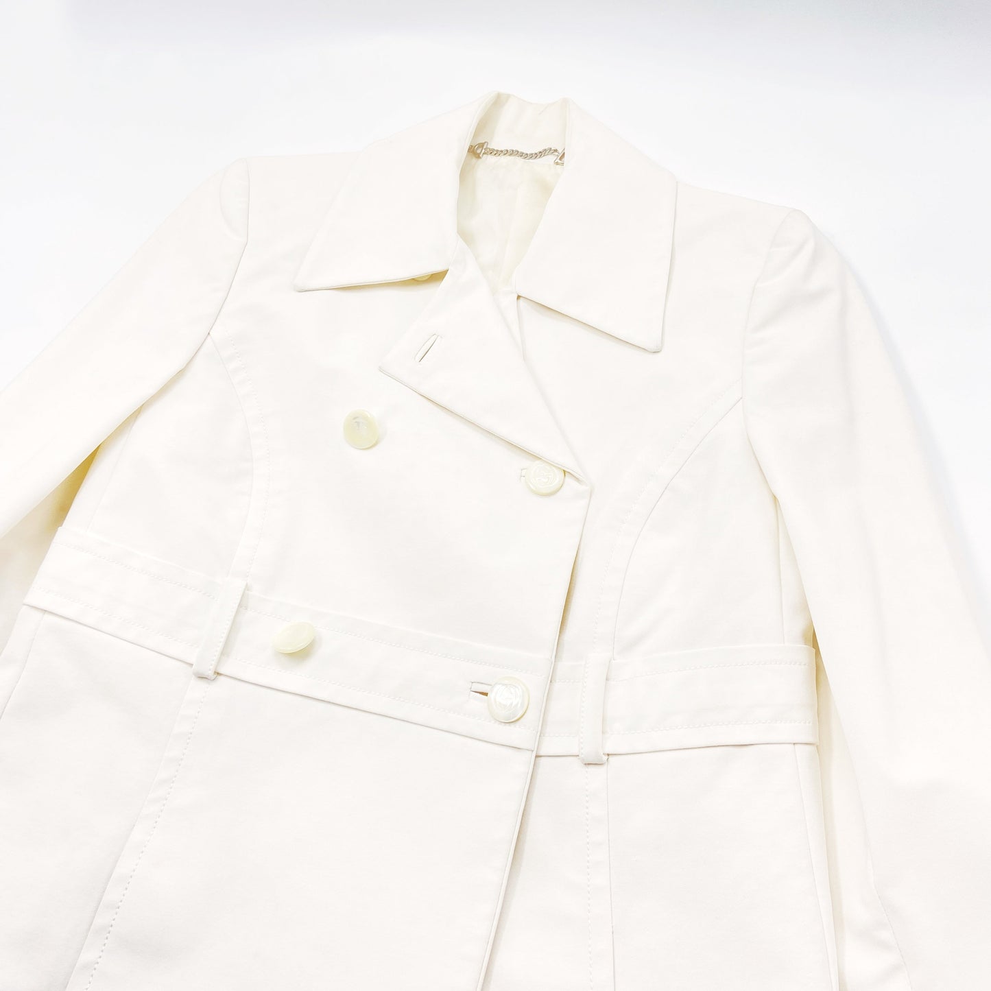 Gucci Spring 1996 Tom Ford Double-Breasted White Short Coat 38