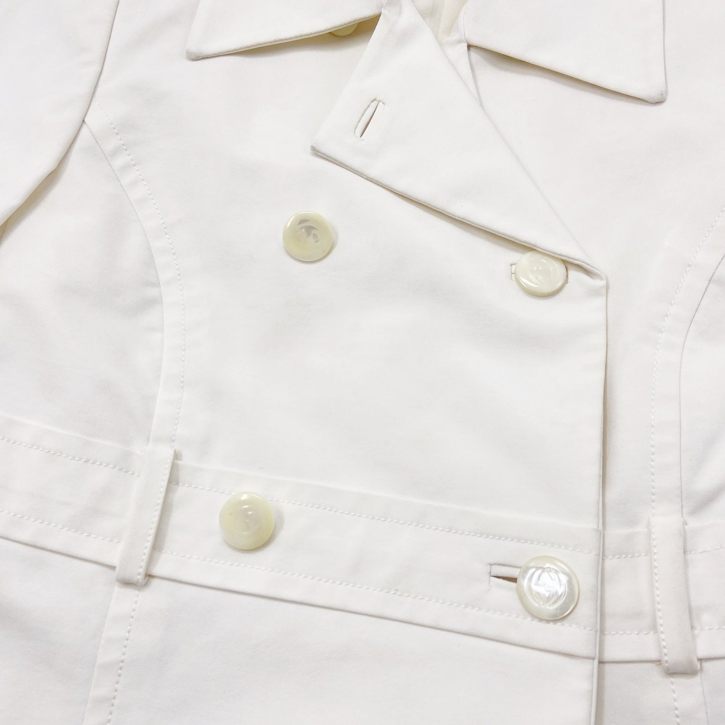 Gucci Spring 1996 Tom Ford Double-Breasted White Short Coat 38